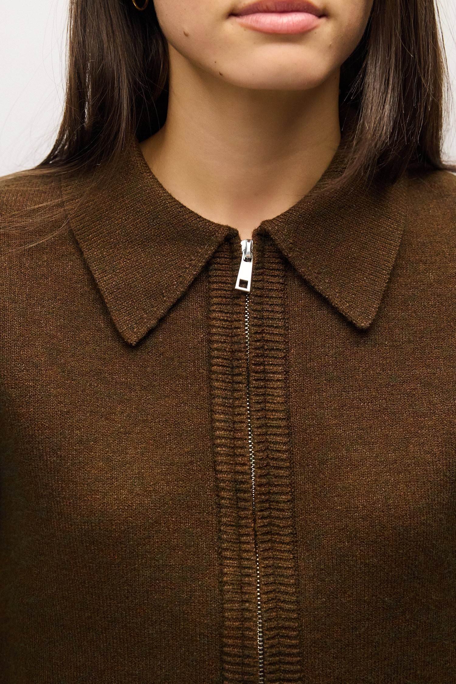 OMR1513-BROWN