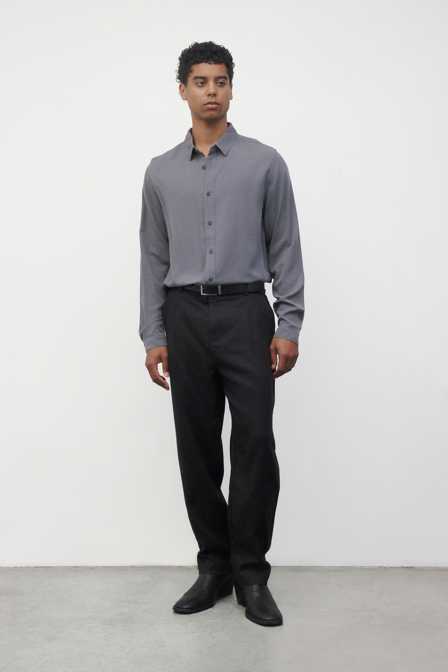 PA160-BLACK