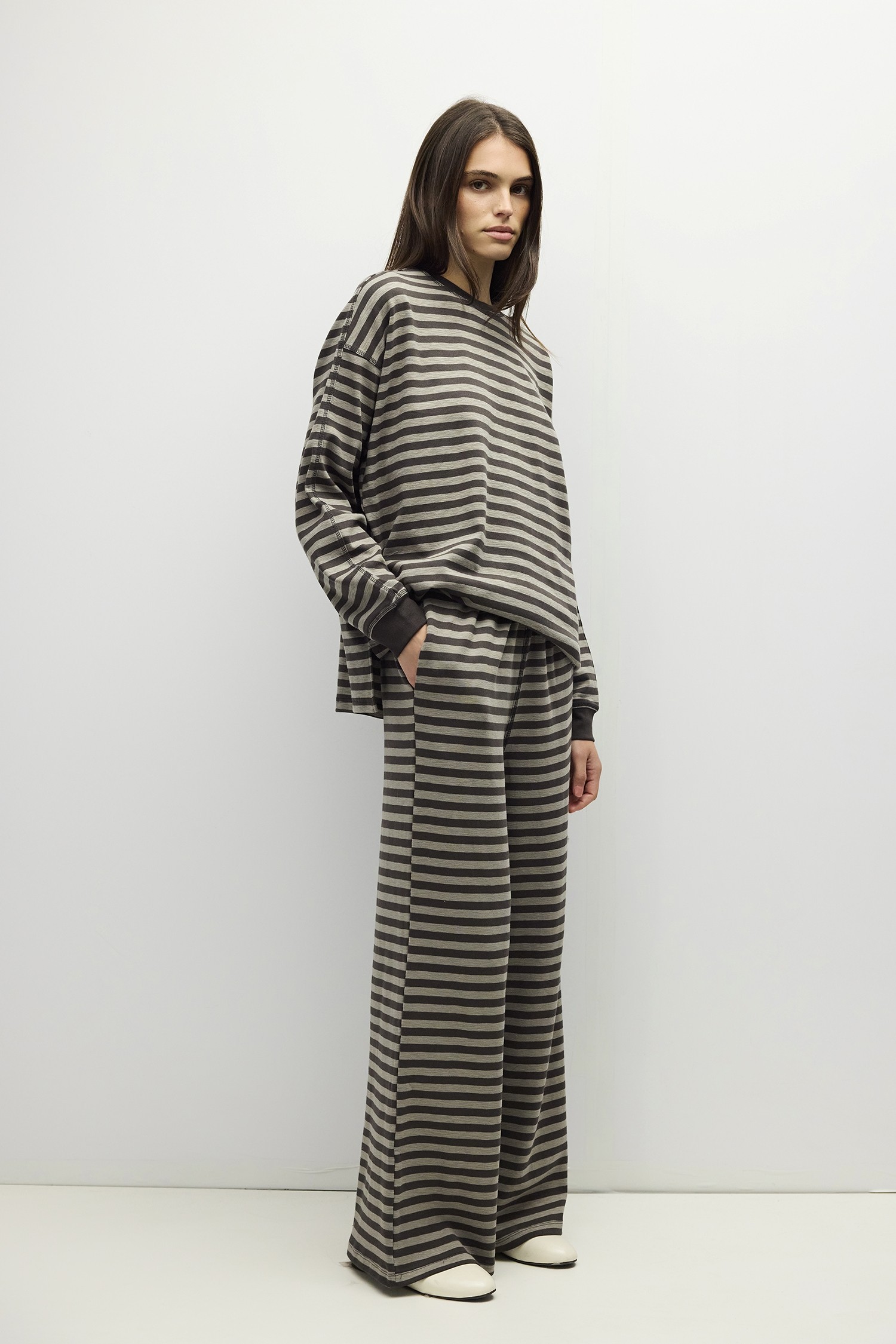 PAR1423-A-CHARCOAL-GREY