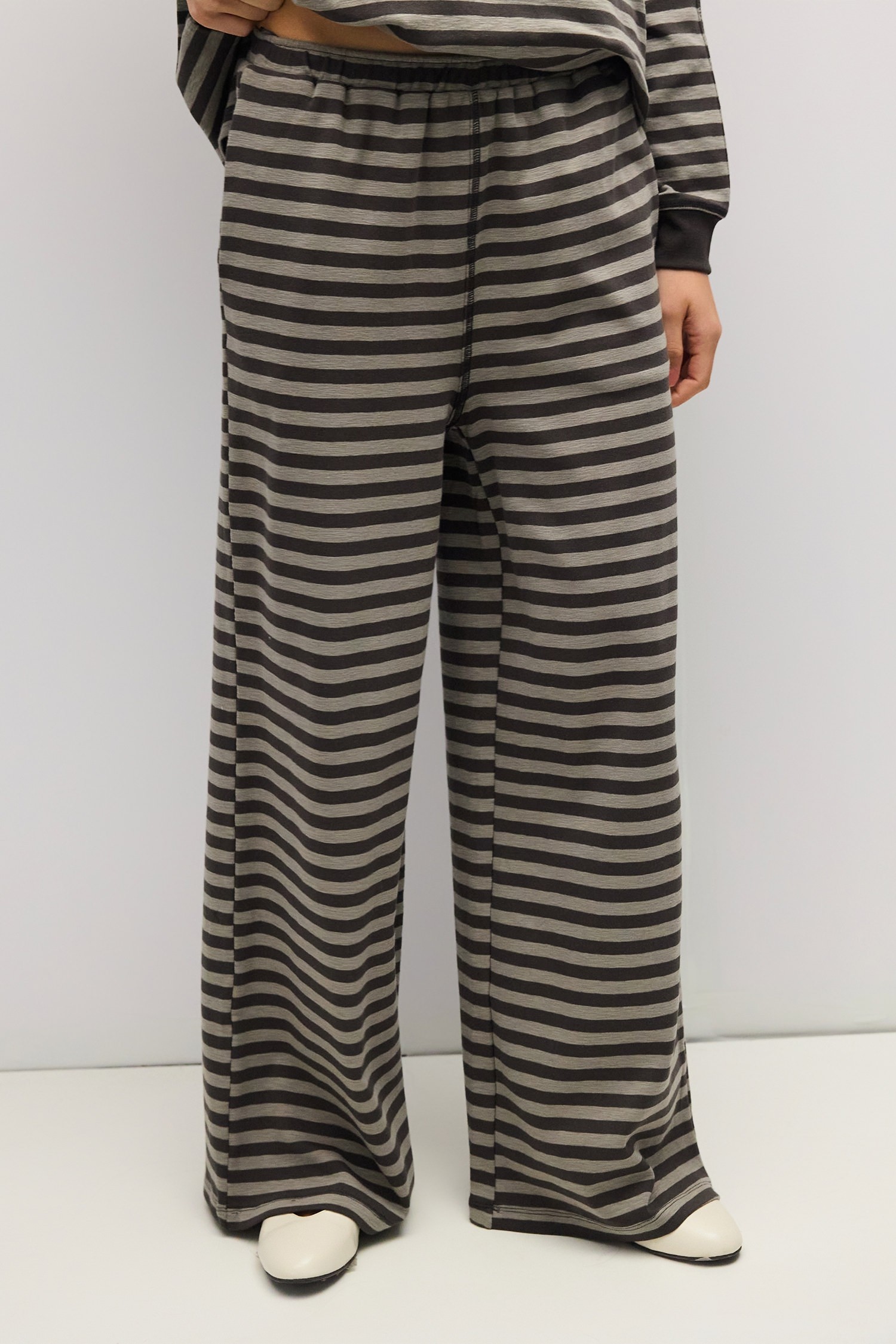PAR1423-A-CHARCOAL-GREY