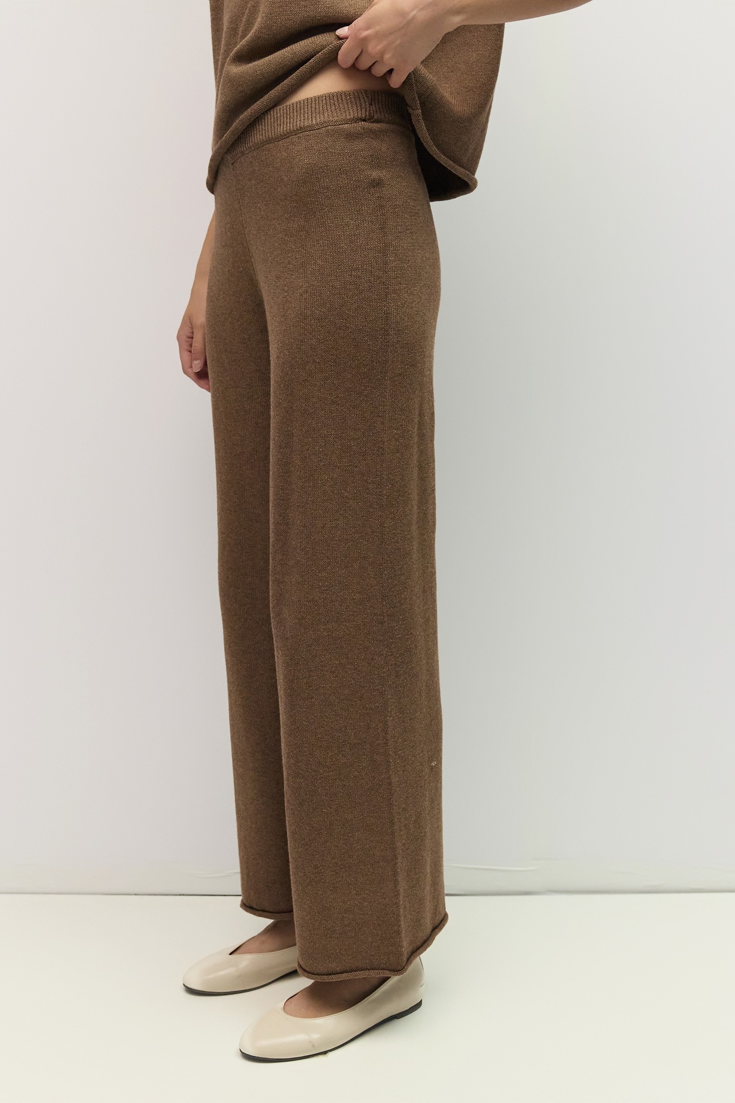 PMR0200.-BROWN