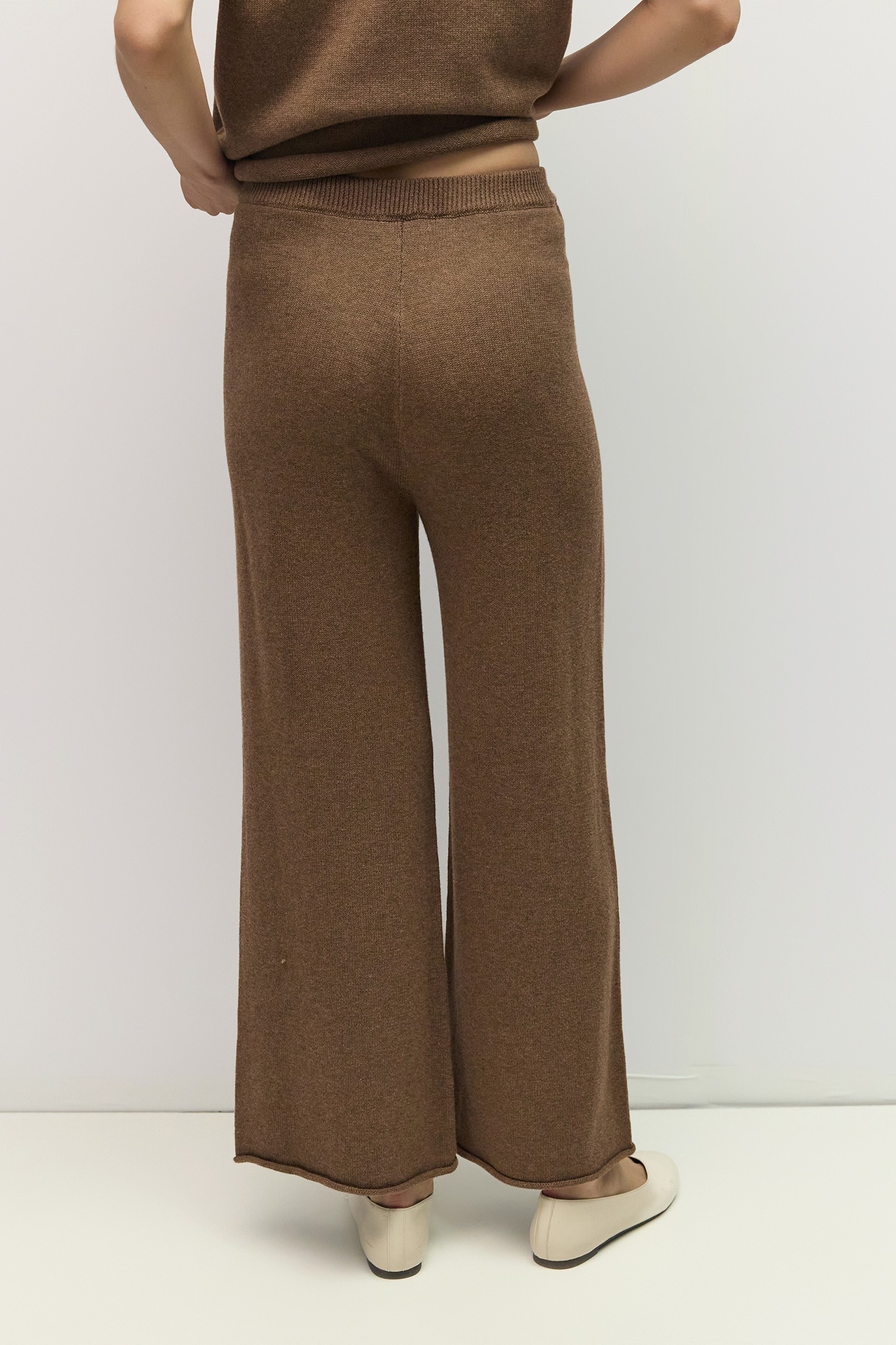 PMR0200.-BROWN