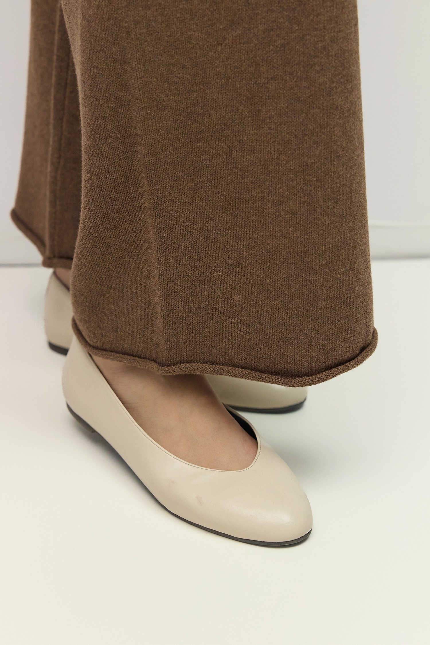 PMR0200.-BROWN