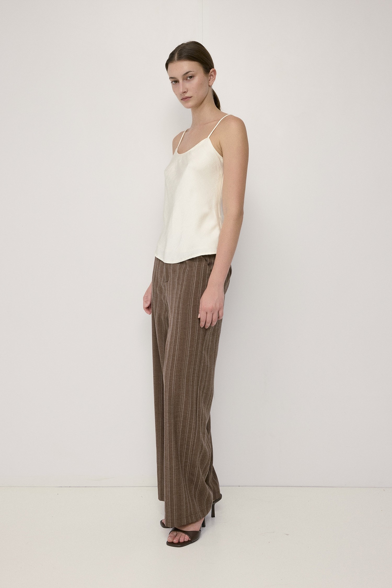 PMR0724-A-BROWN