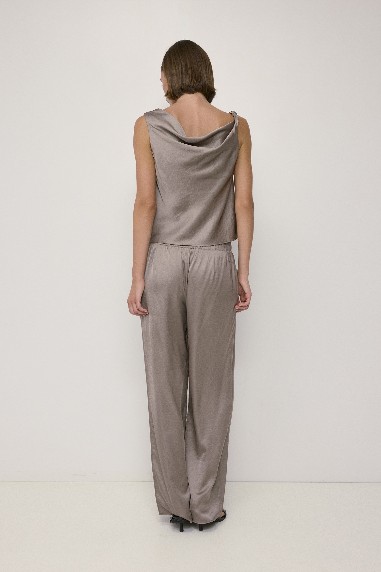 PMR1361-TAUPE