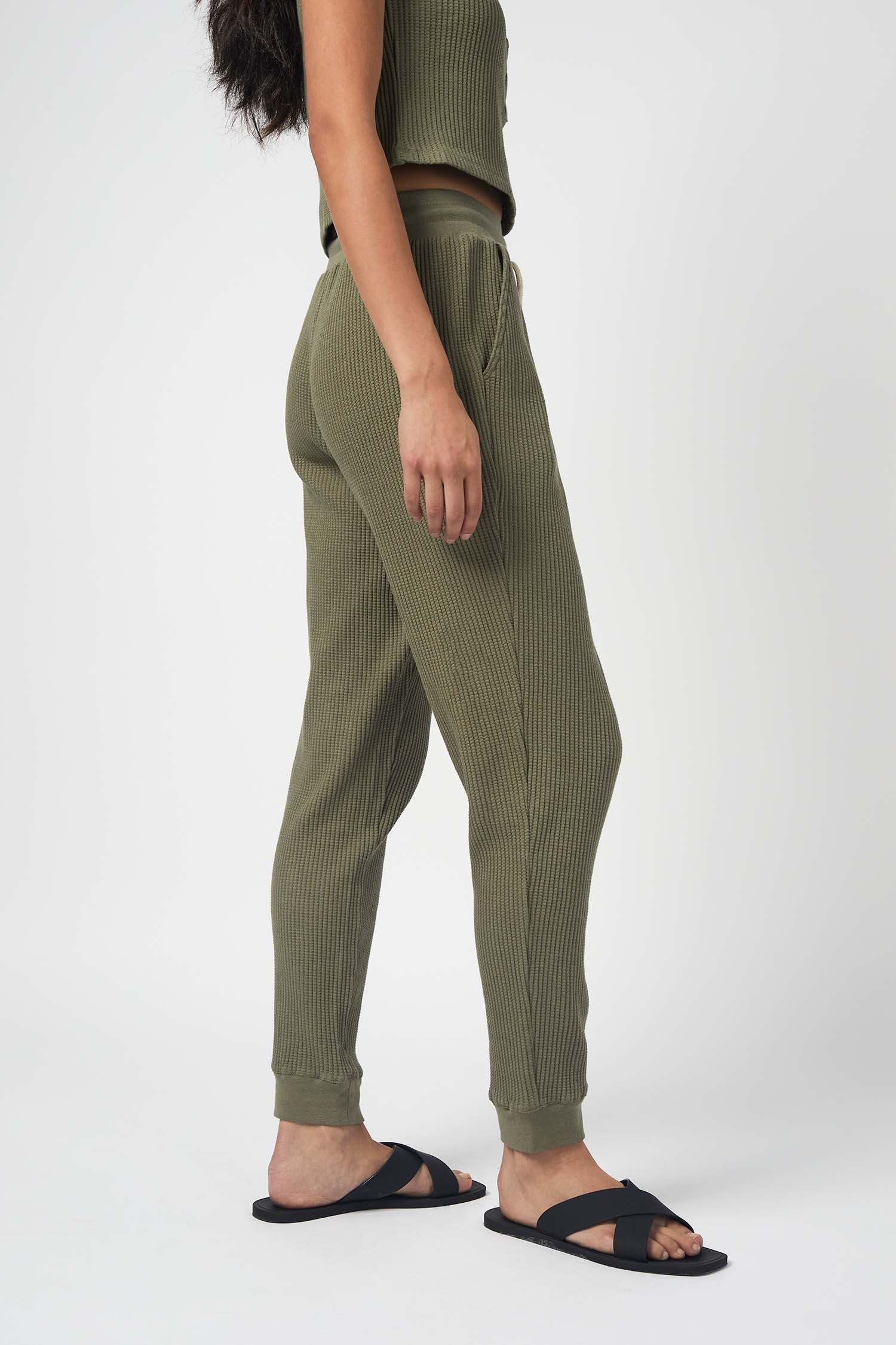 PR2241-LT OLIVE