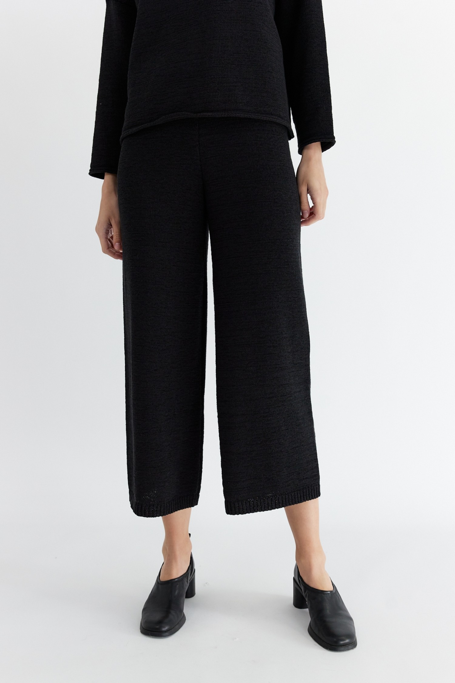 PR2300-BLACK