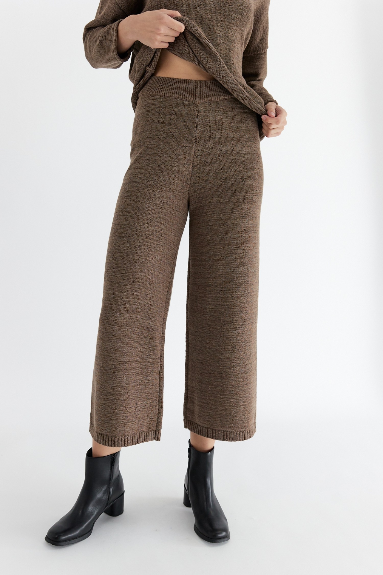 PR2300-OLIVE
