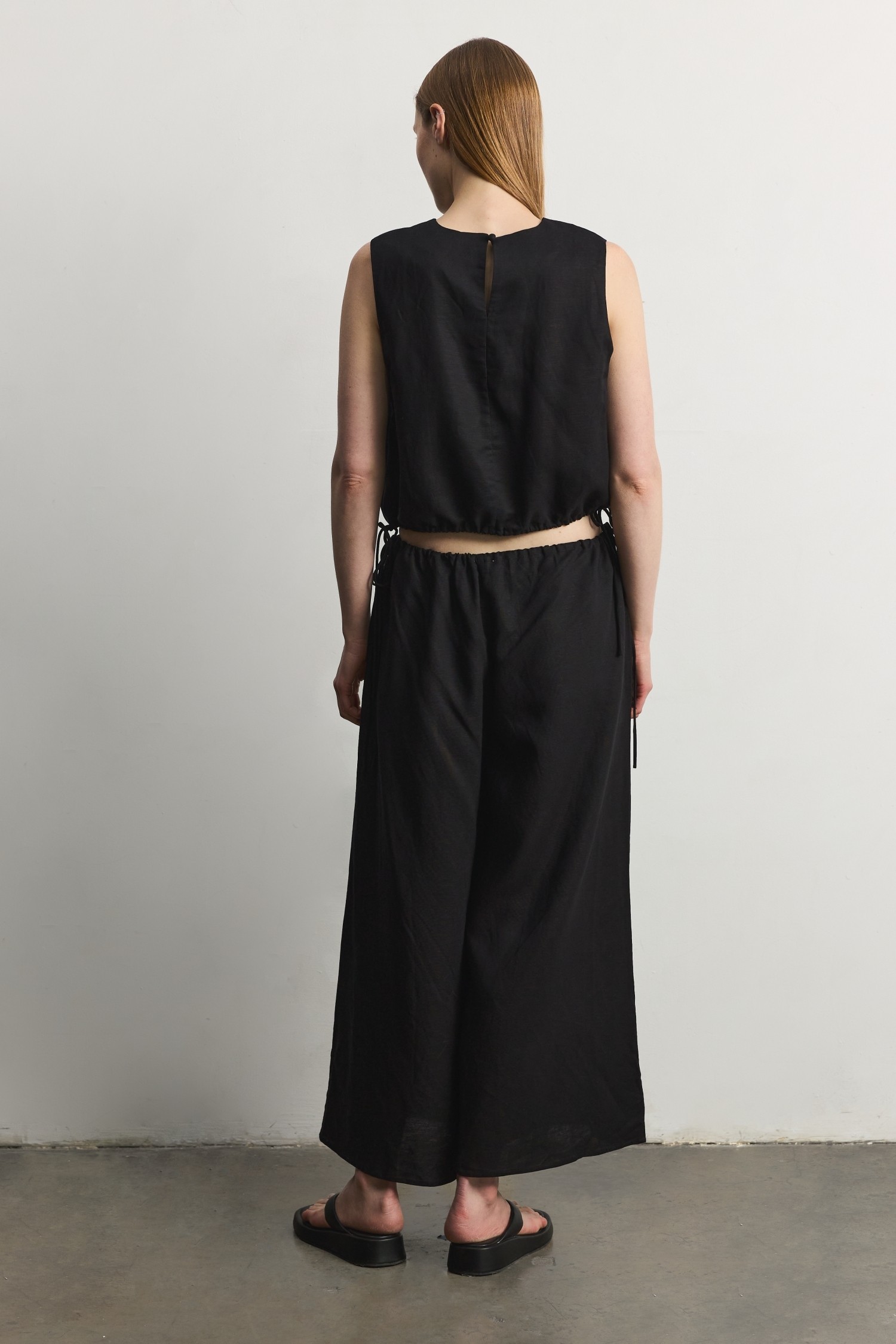 PR2344.-BLACK