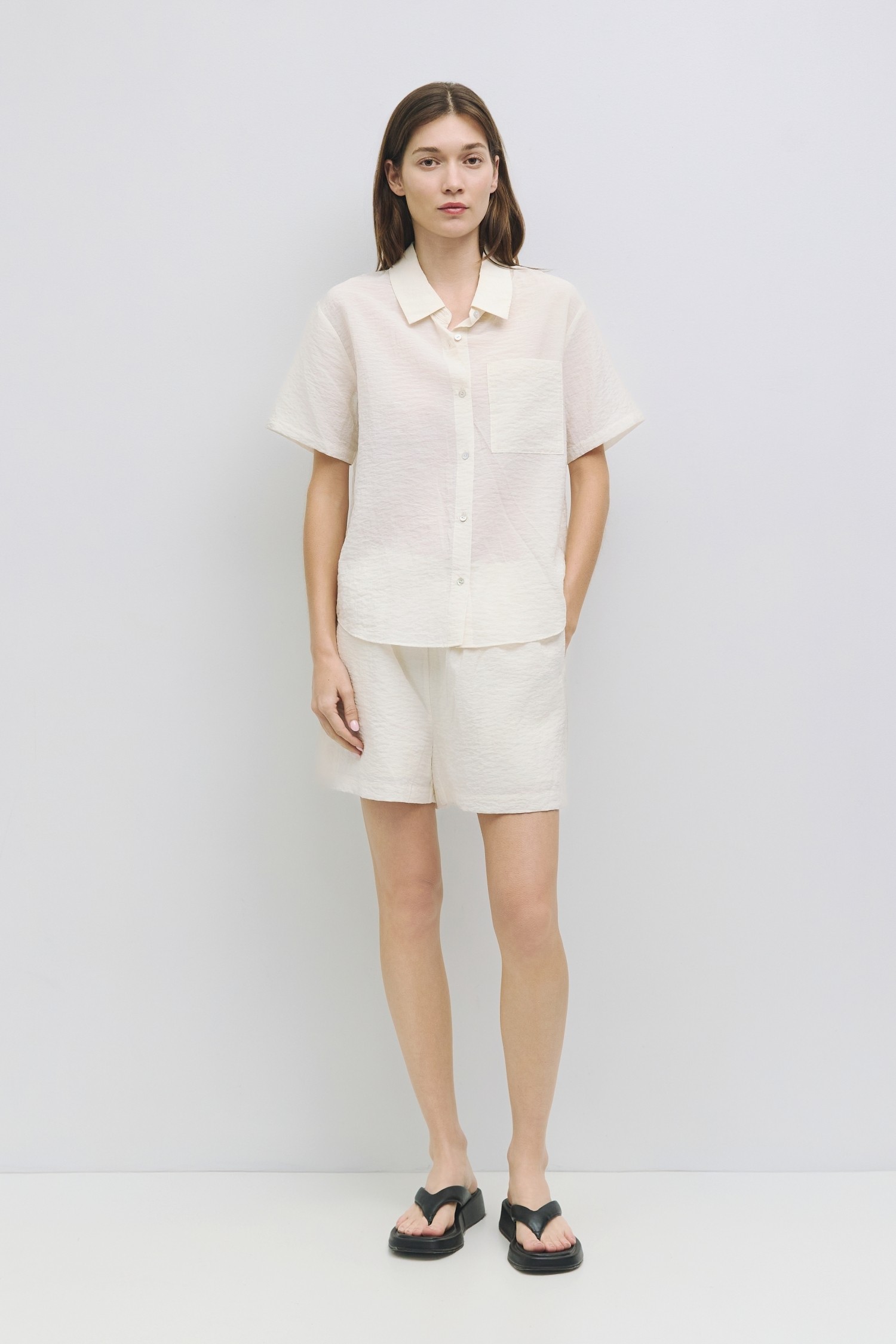 PR2381-CREAM