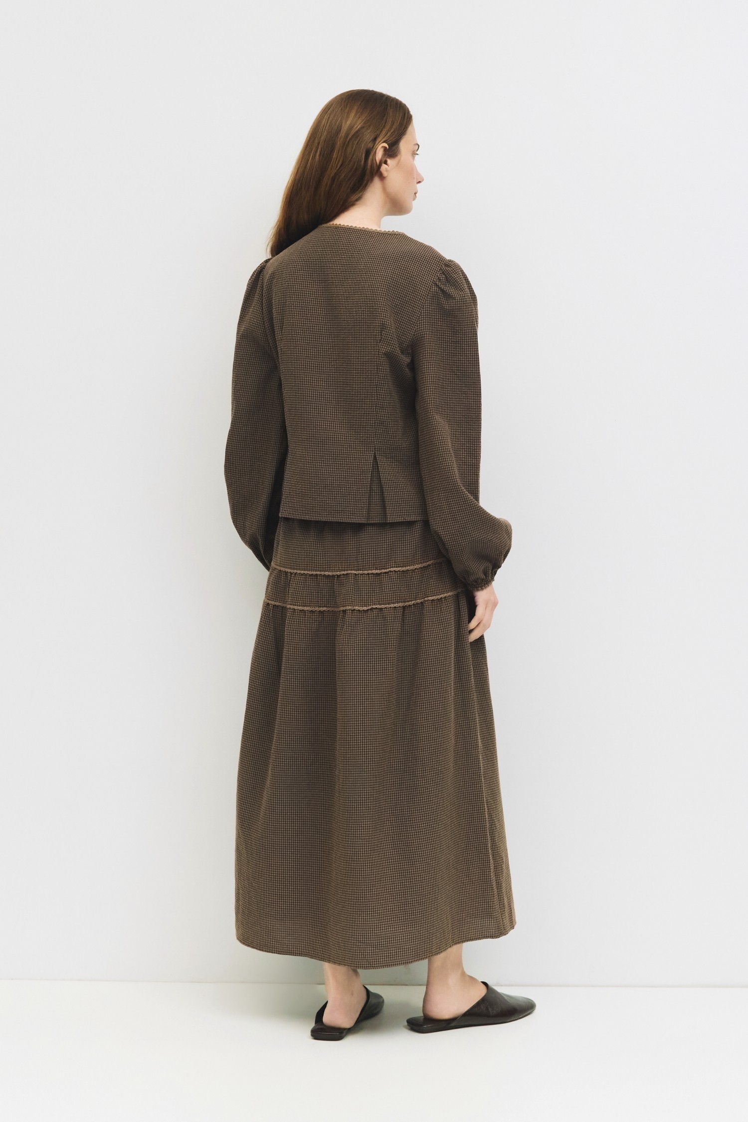 SAR0428-BROWN