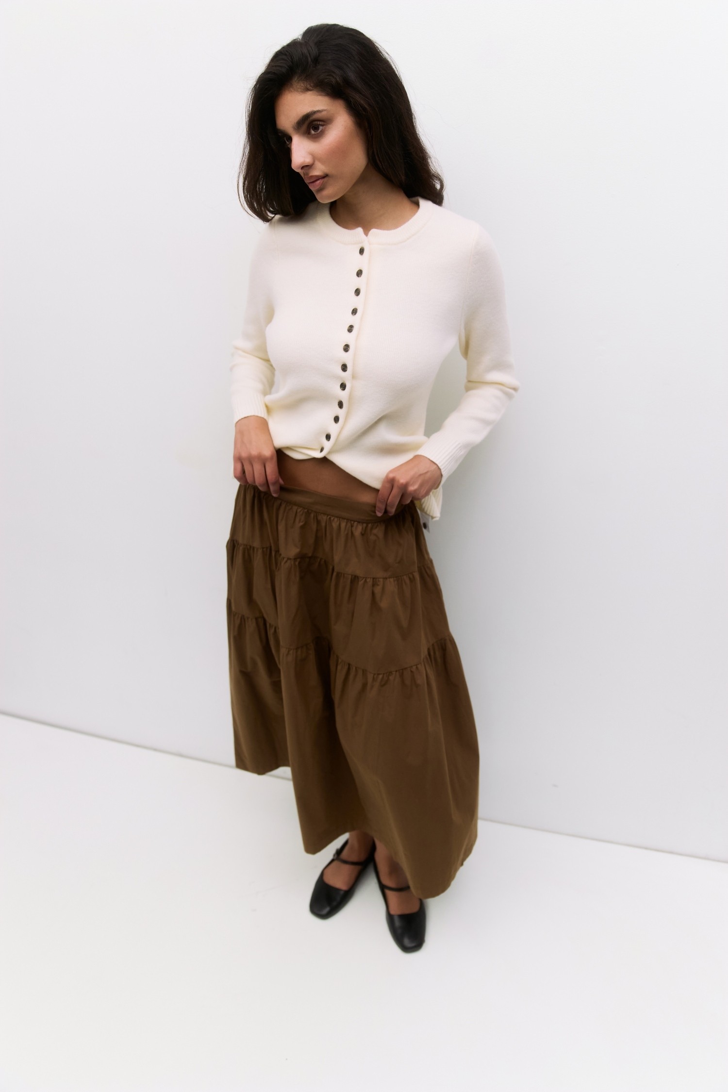 SAR0532-BROWN