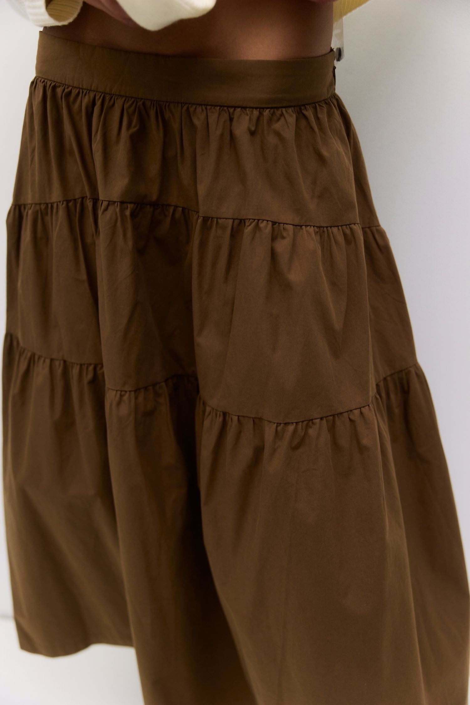 SAR0532-BROWN