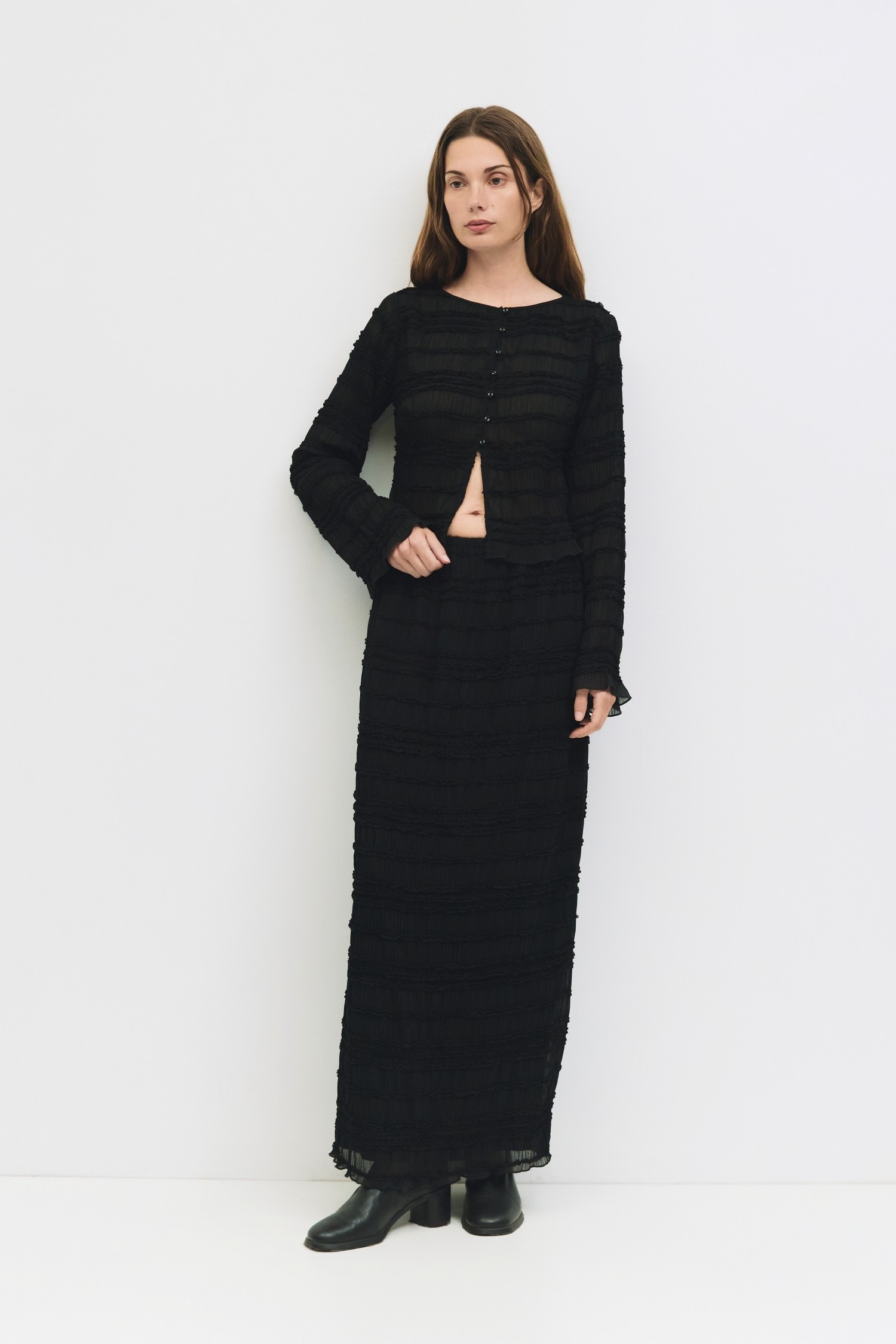 SAR0535-BLACK