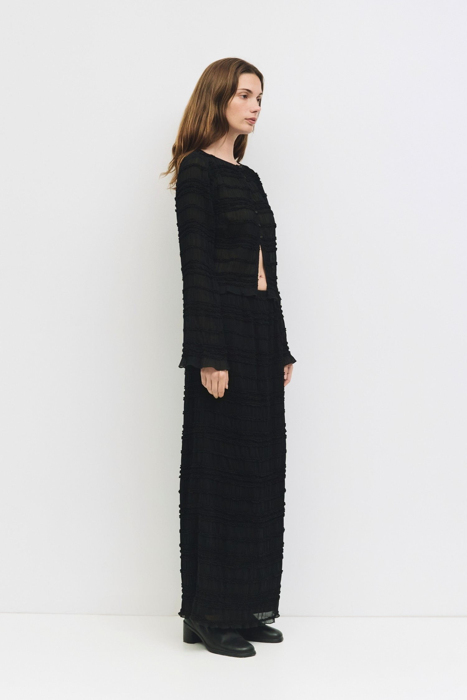 SAR0535-BLACK