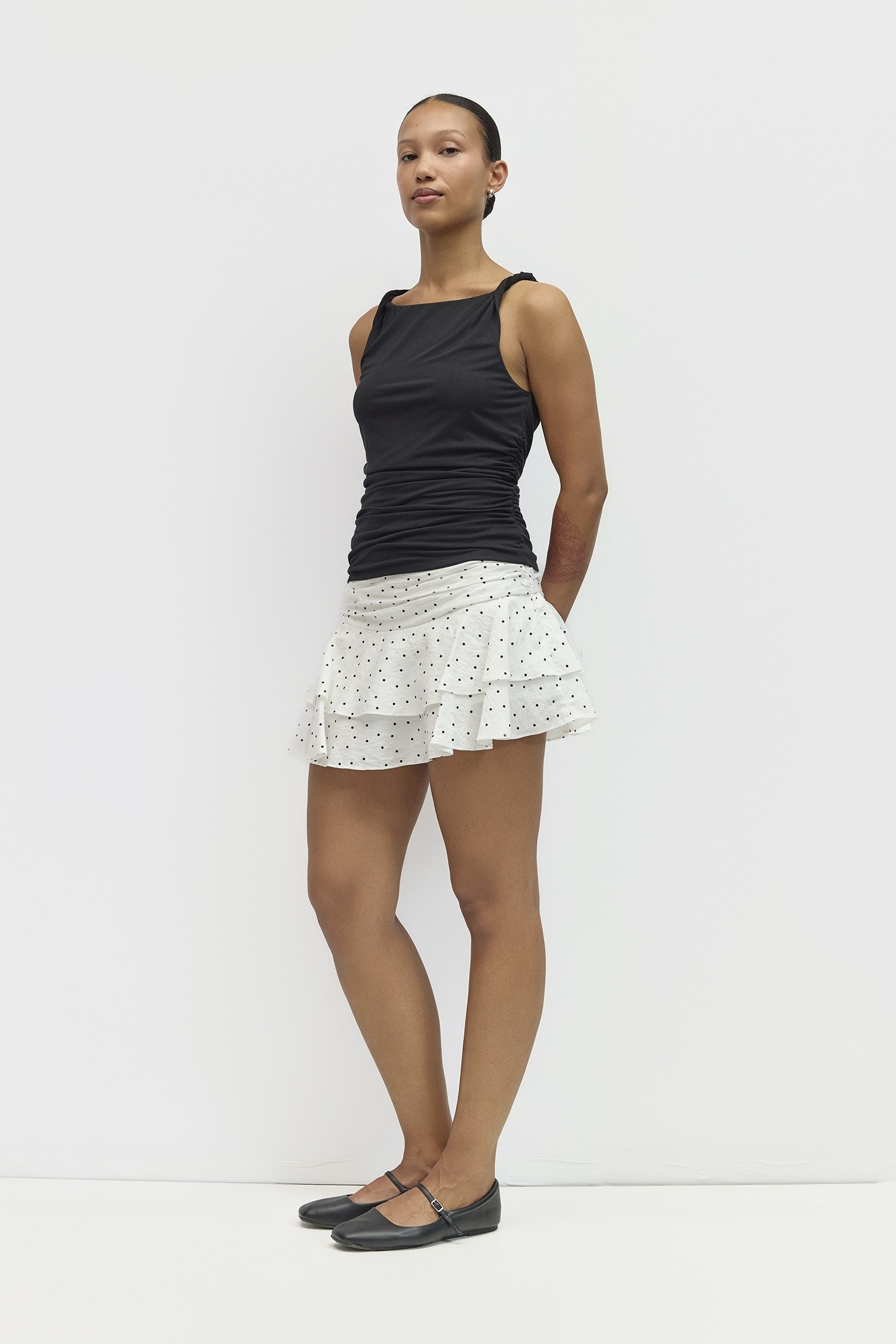 SAR0783-A-WHITE-BLACK