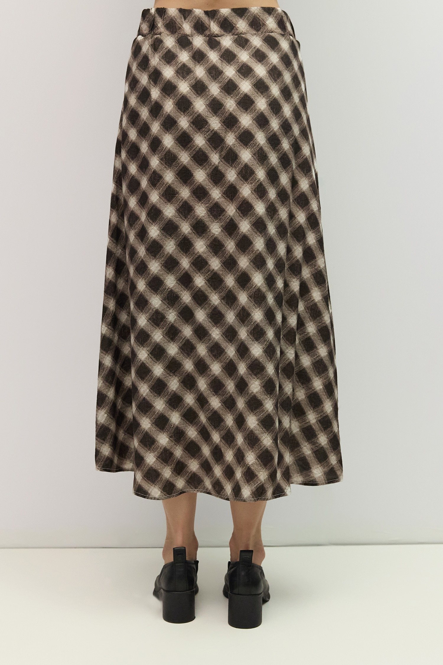 SAR1384-BROWN