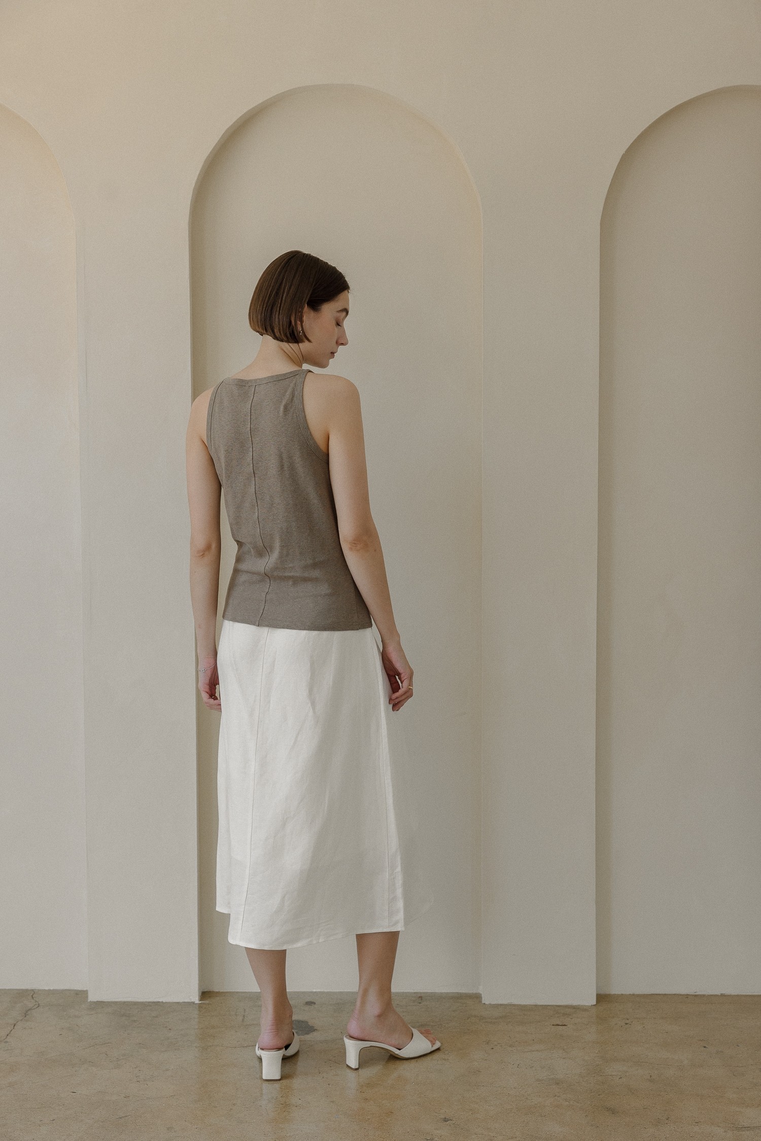 SK2080-WHITE