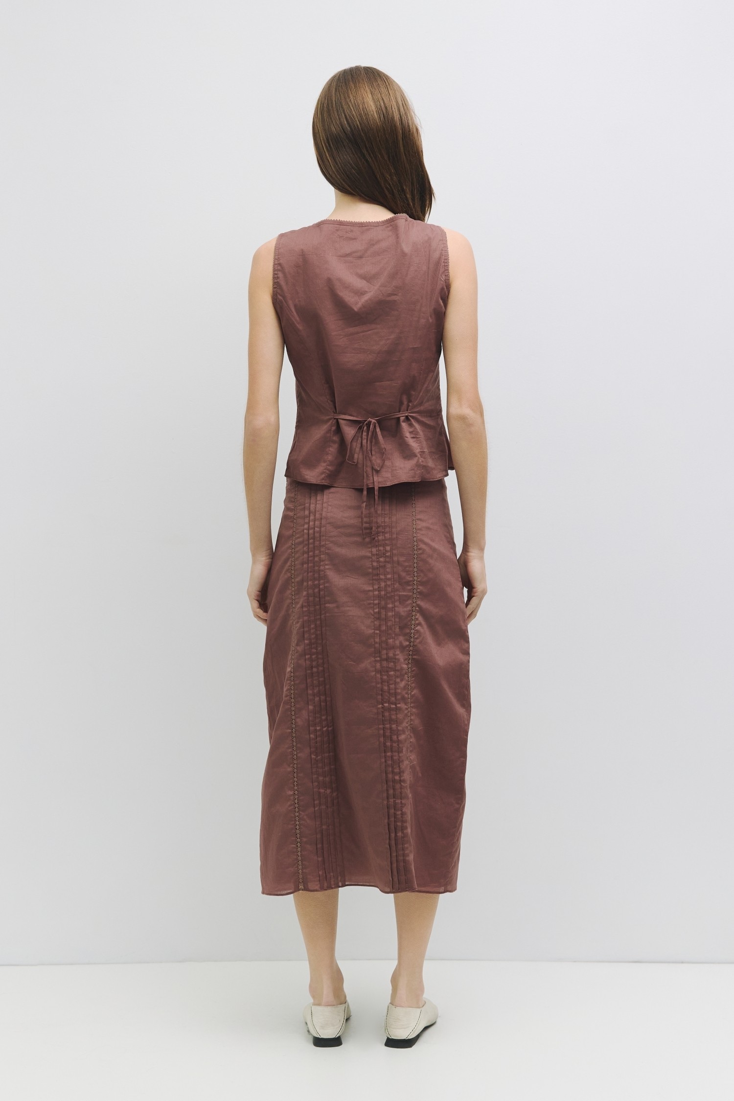 SK2142-BROWN