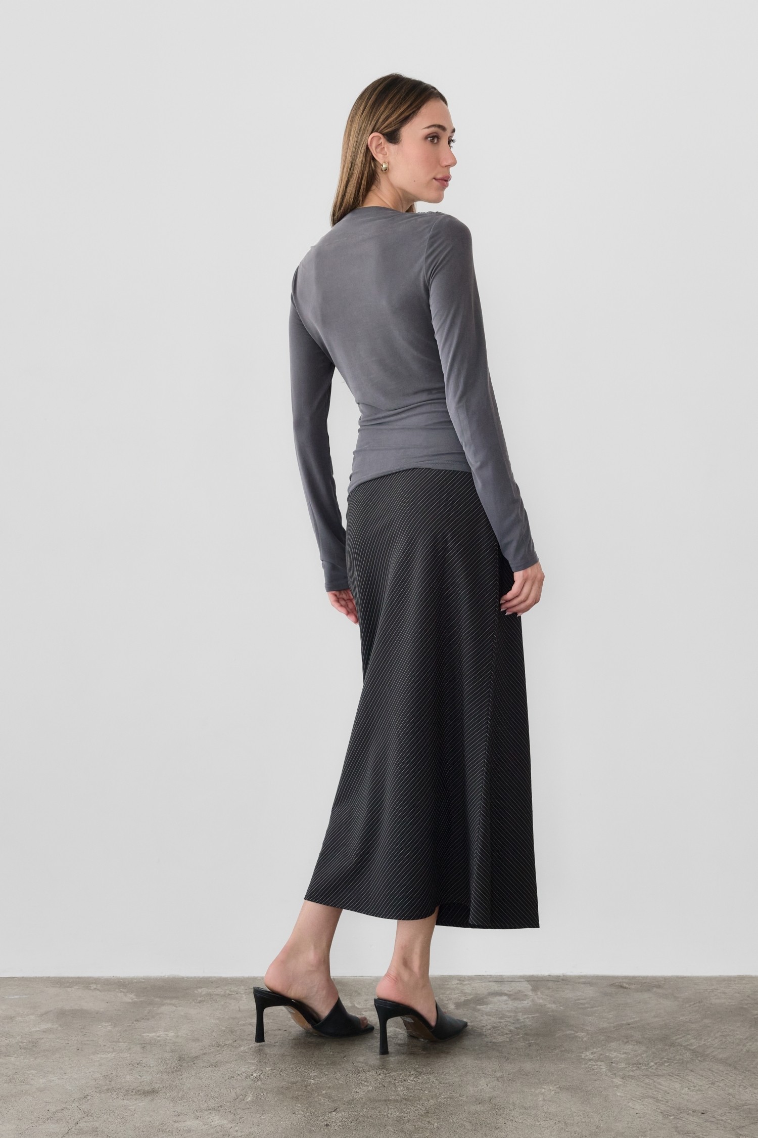 SM5137-BLACK