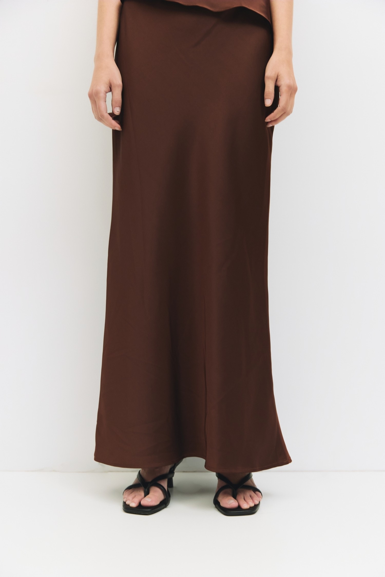 SMR0575-BROWN