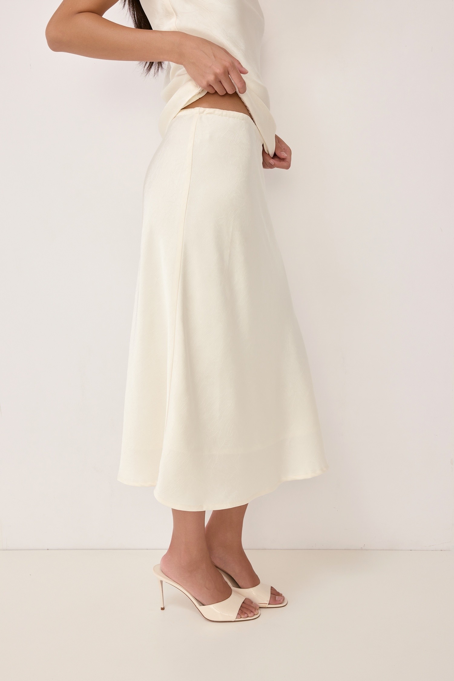 SMR0607-A-CREAM