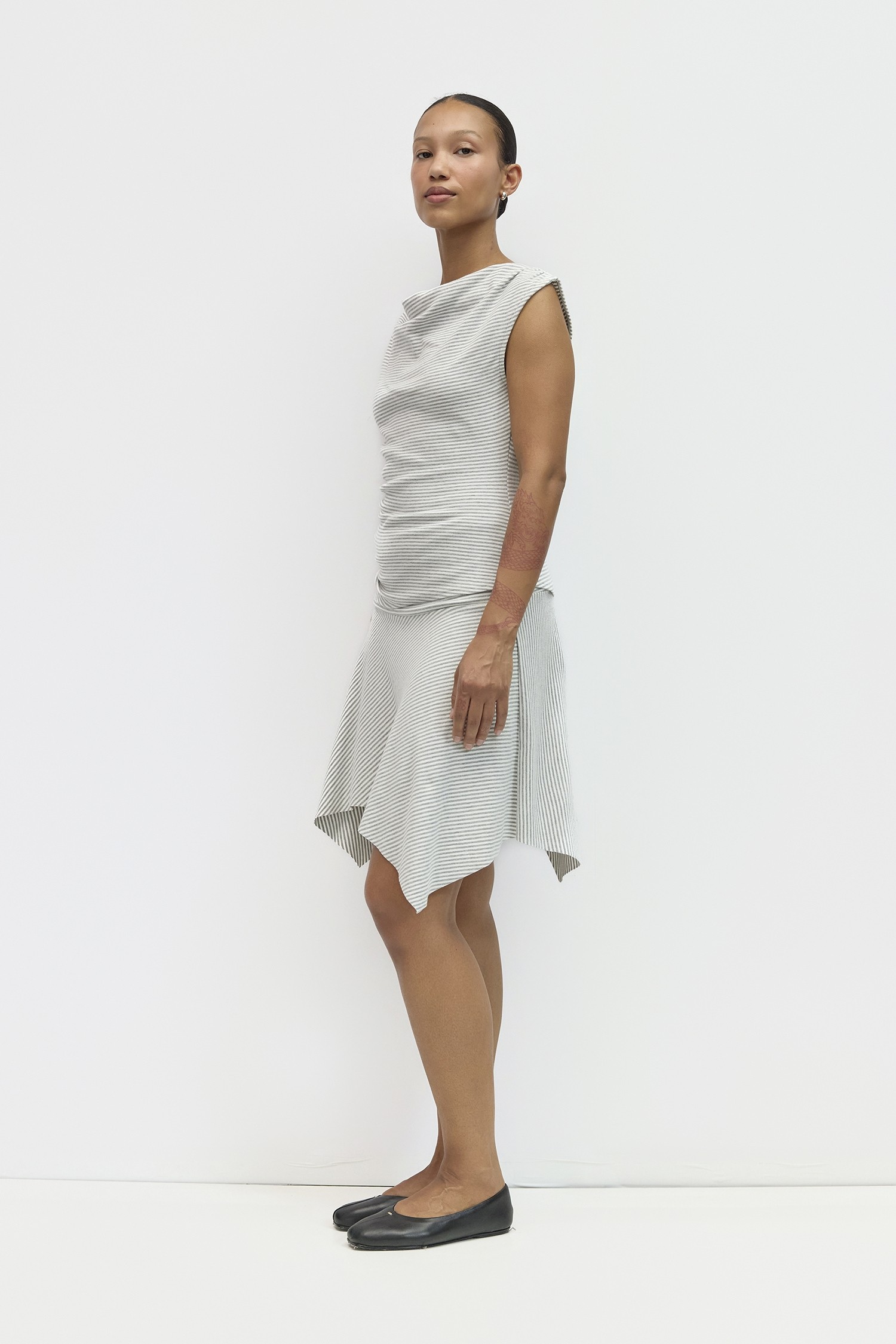 SMR1156-H.GREY-WHITE