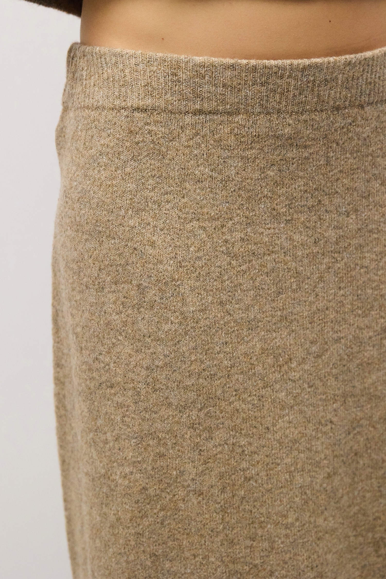 SMR1210-TAUPE