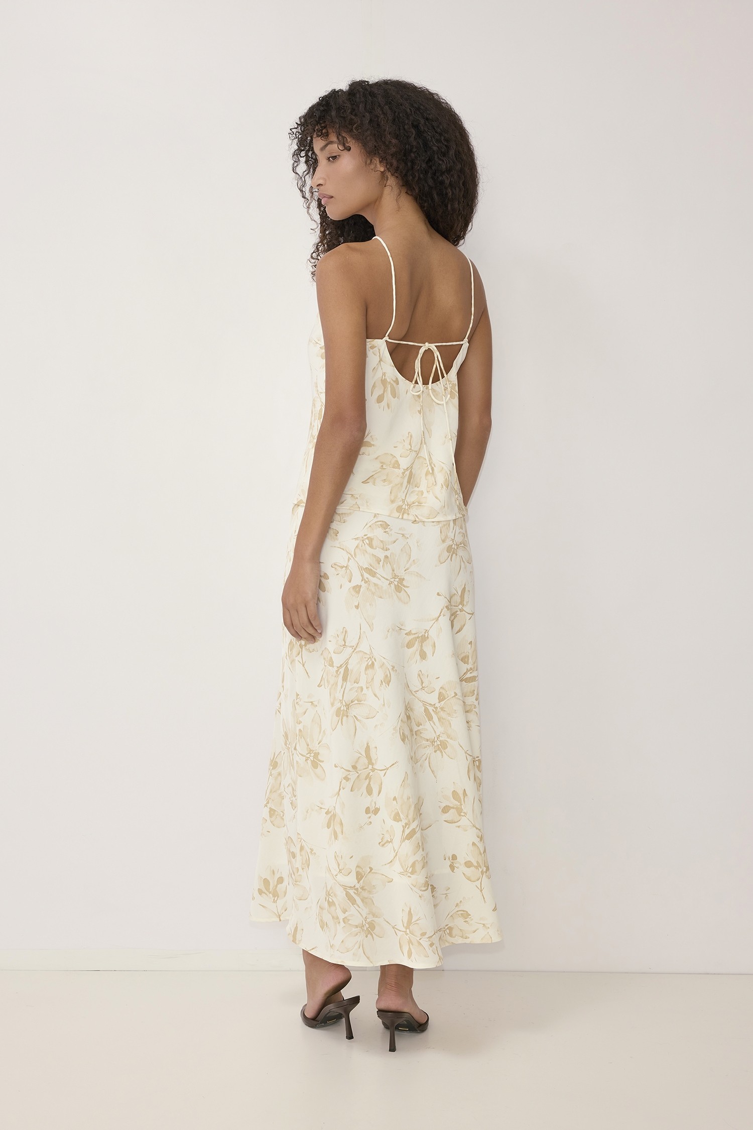 SMR1652-IVORY