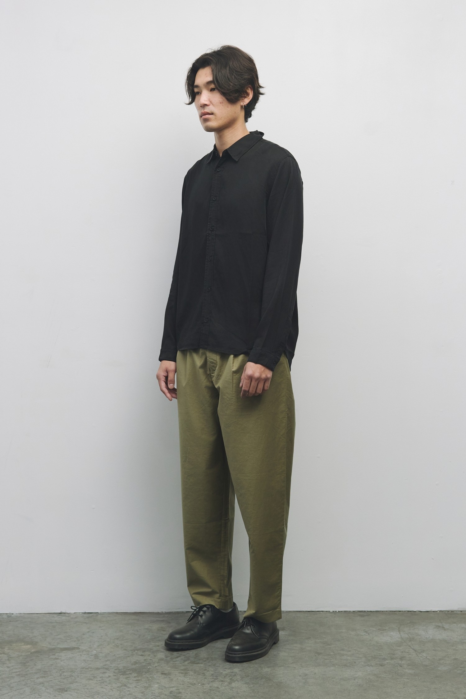 TA1135.-BLACK