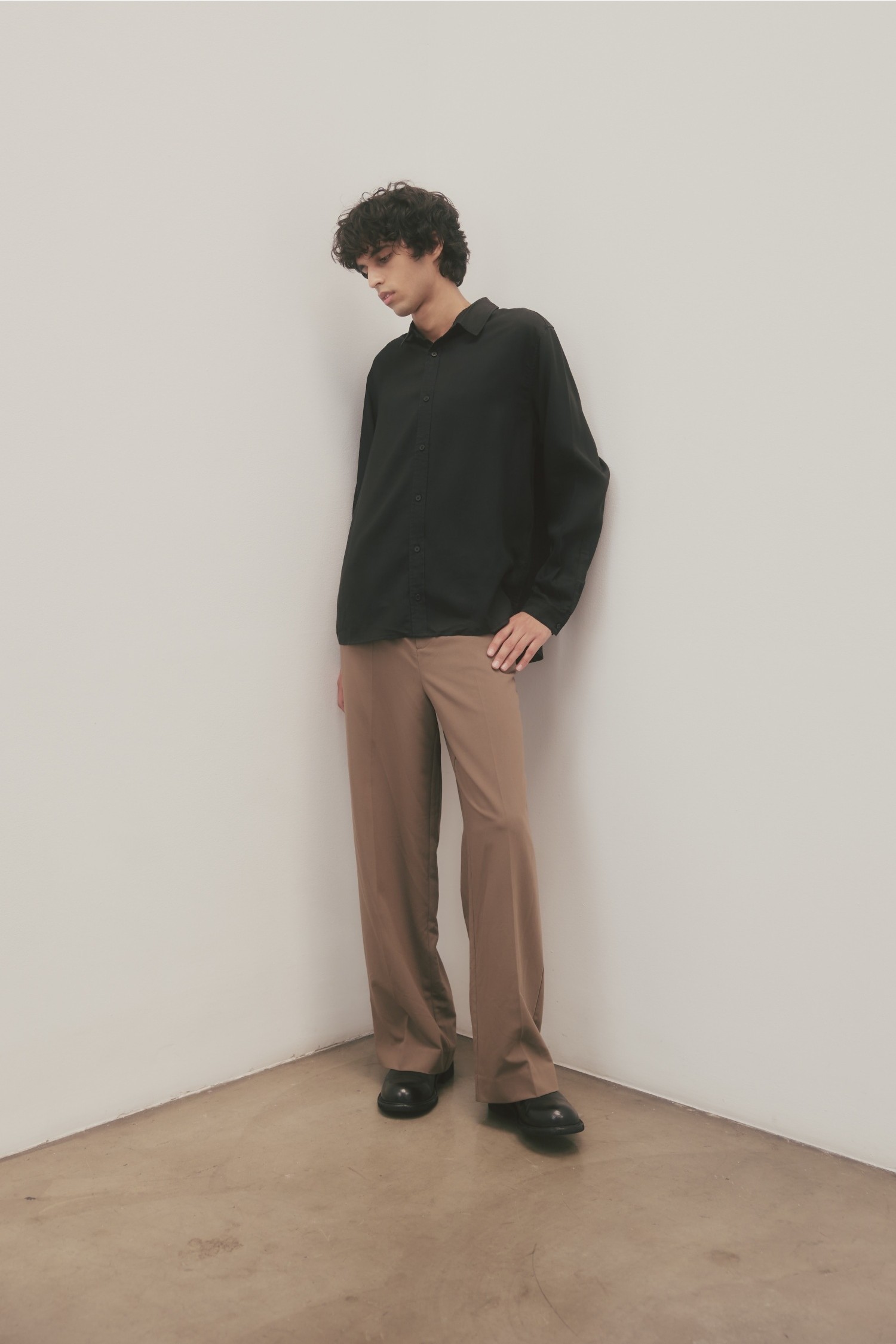 TA1135.-BLACK