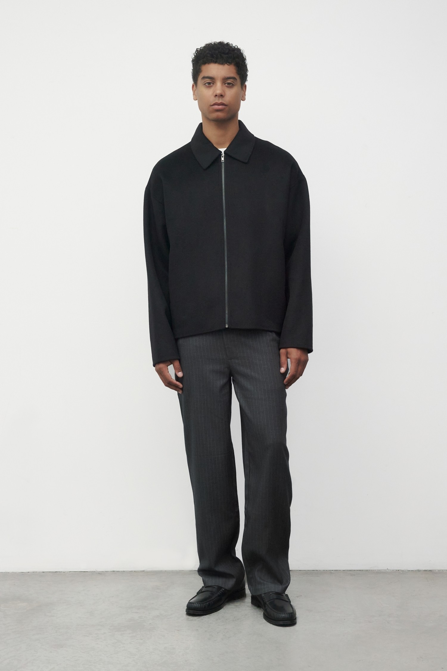 TA1177.-BLACK