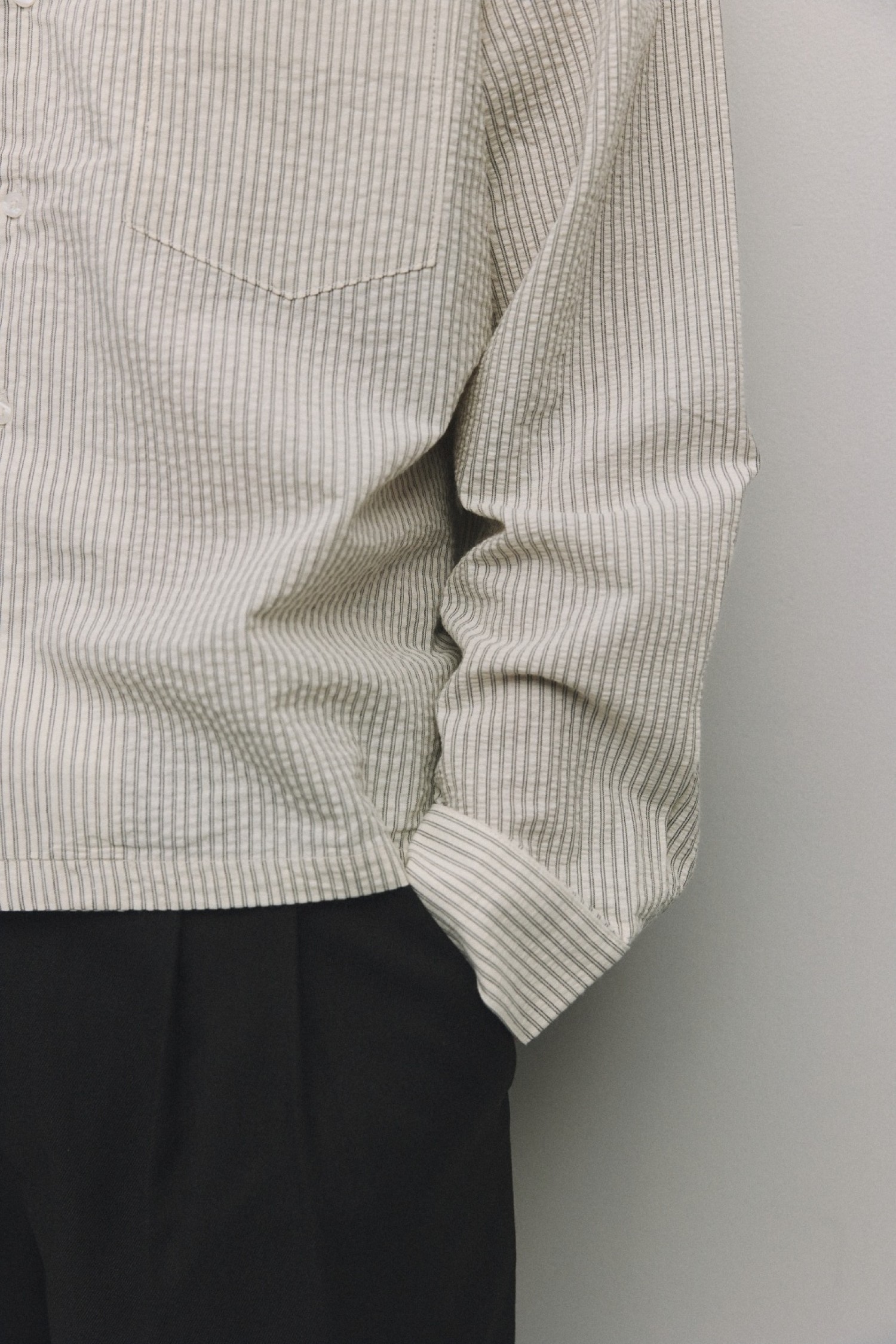 TA1244-IVORY-NAVY