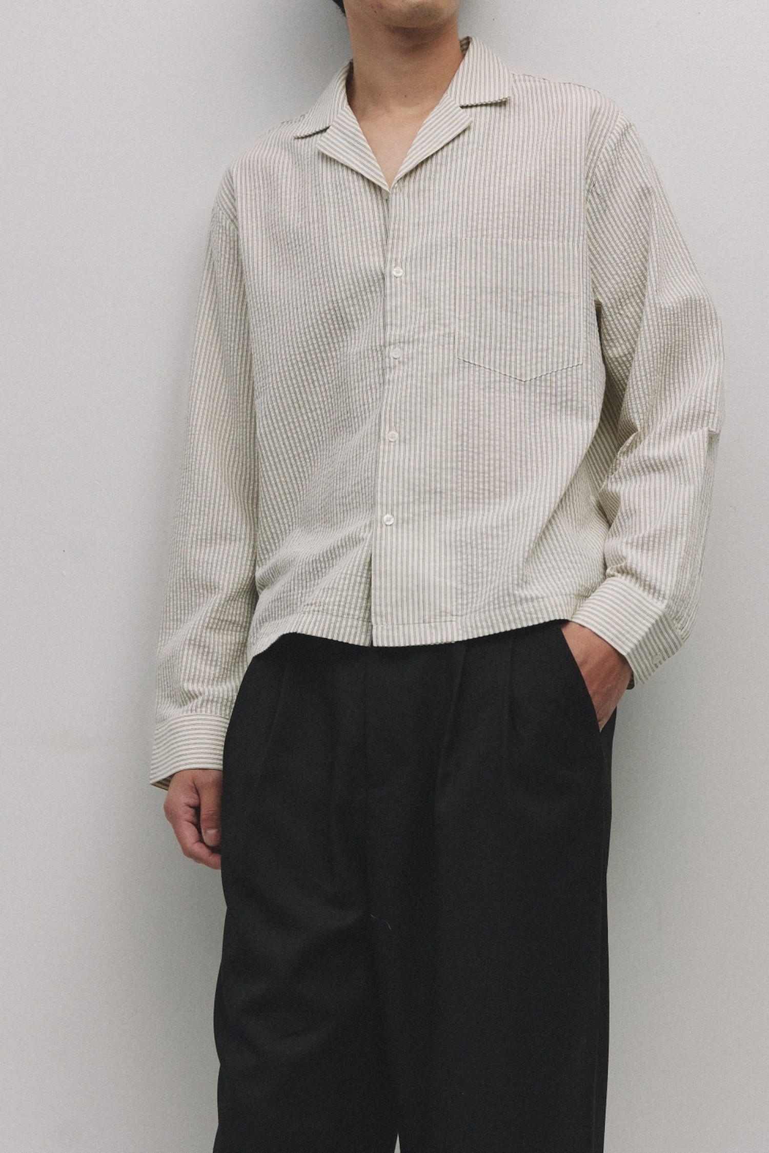 TA1244-IVORY-NAVY