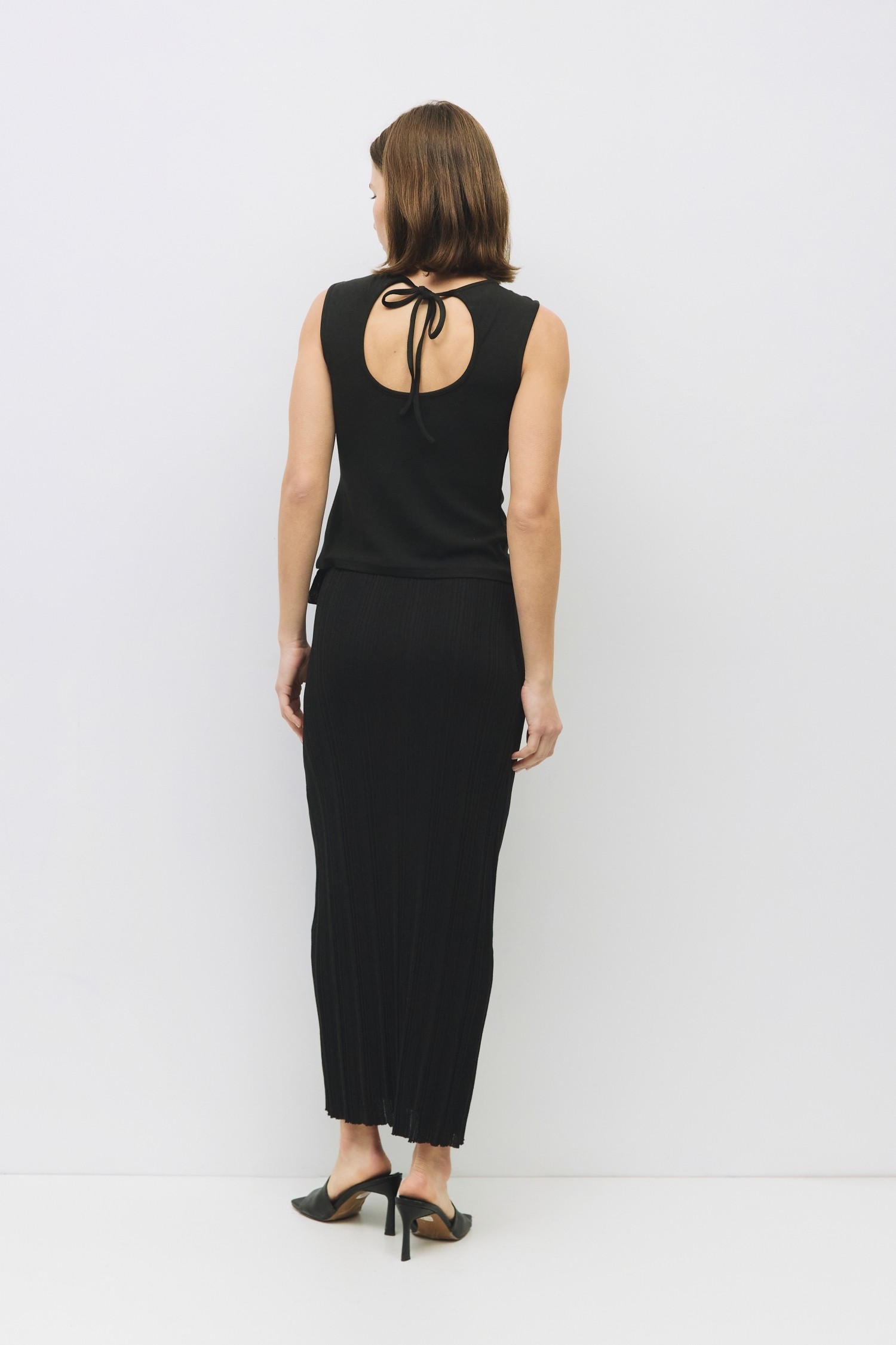 TAR0058--BLACK