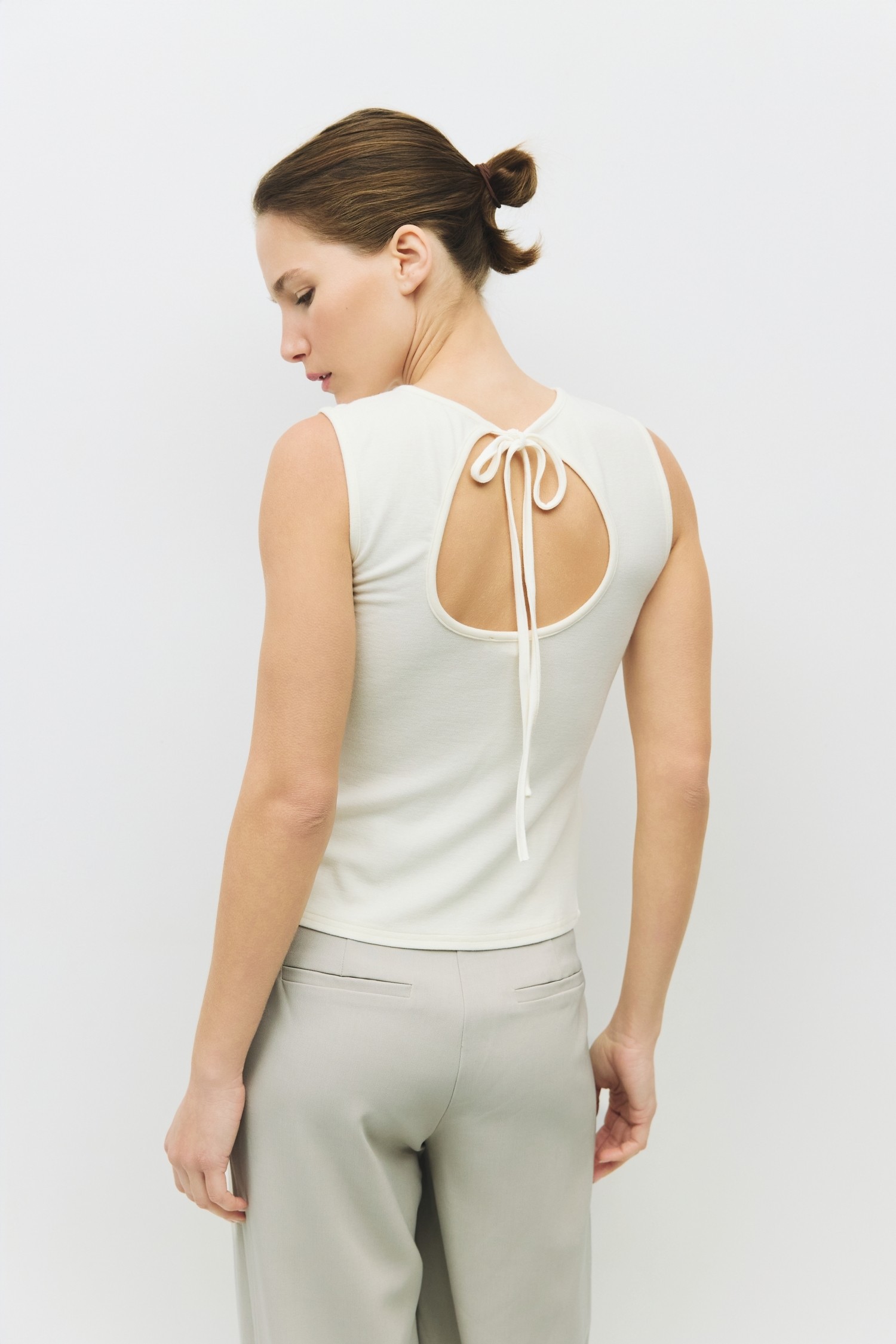 TAR0058--WHITE