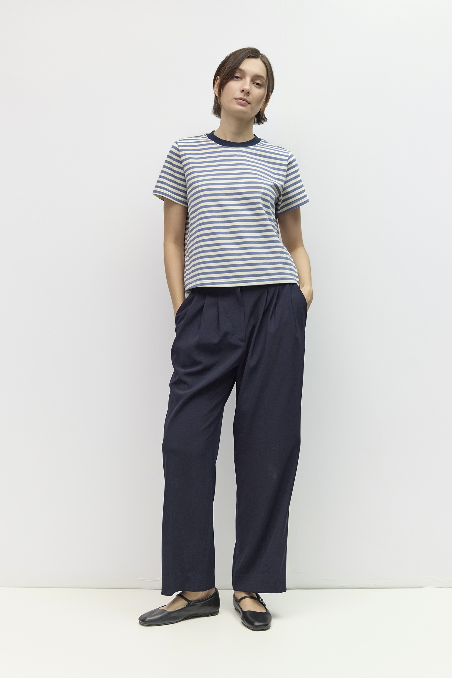 TAR0142-A-BLUE-CREAM-NAVY