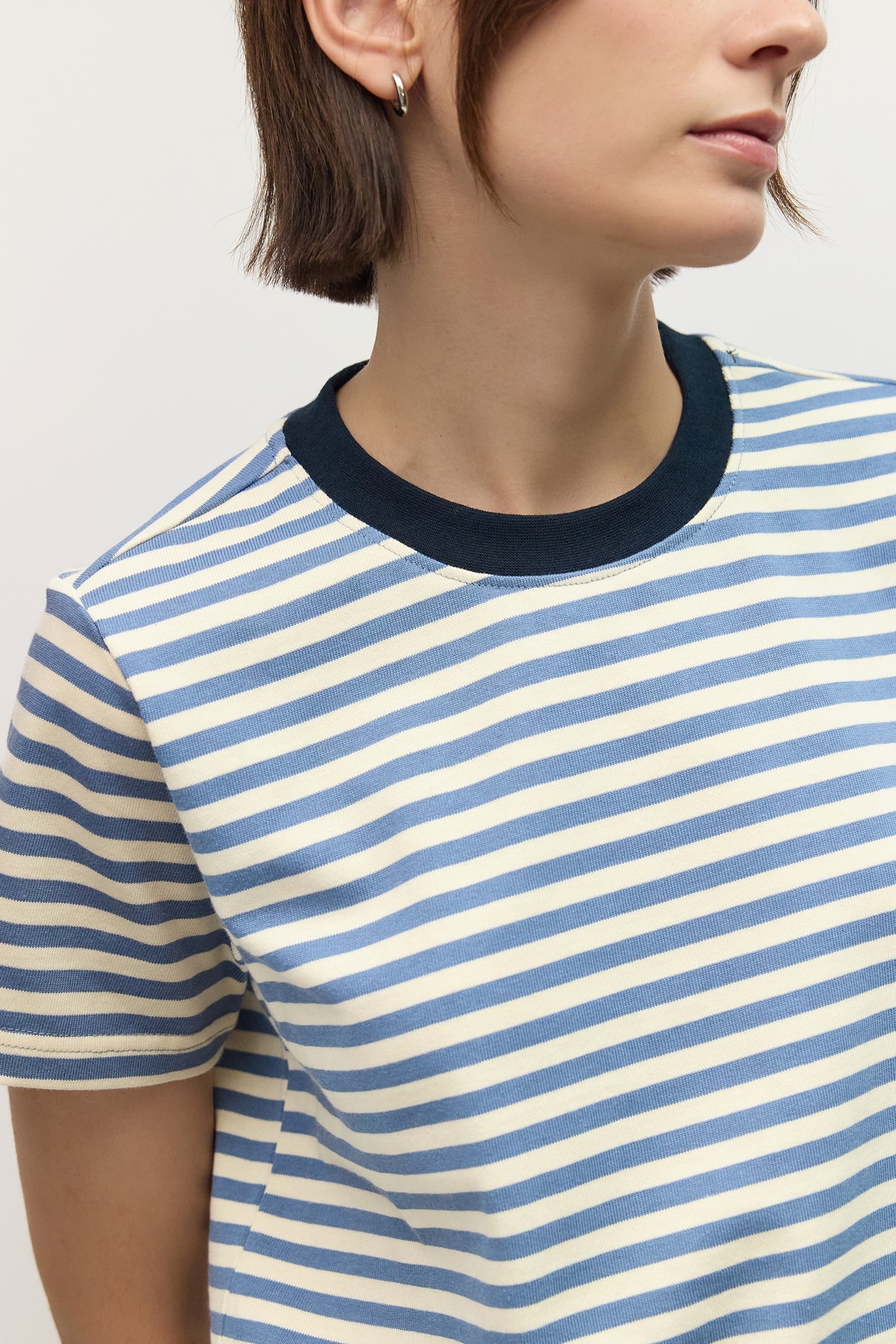 TAR0142-A-BLUE-CREAM-NAVY
