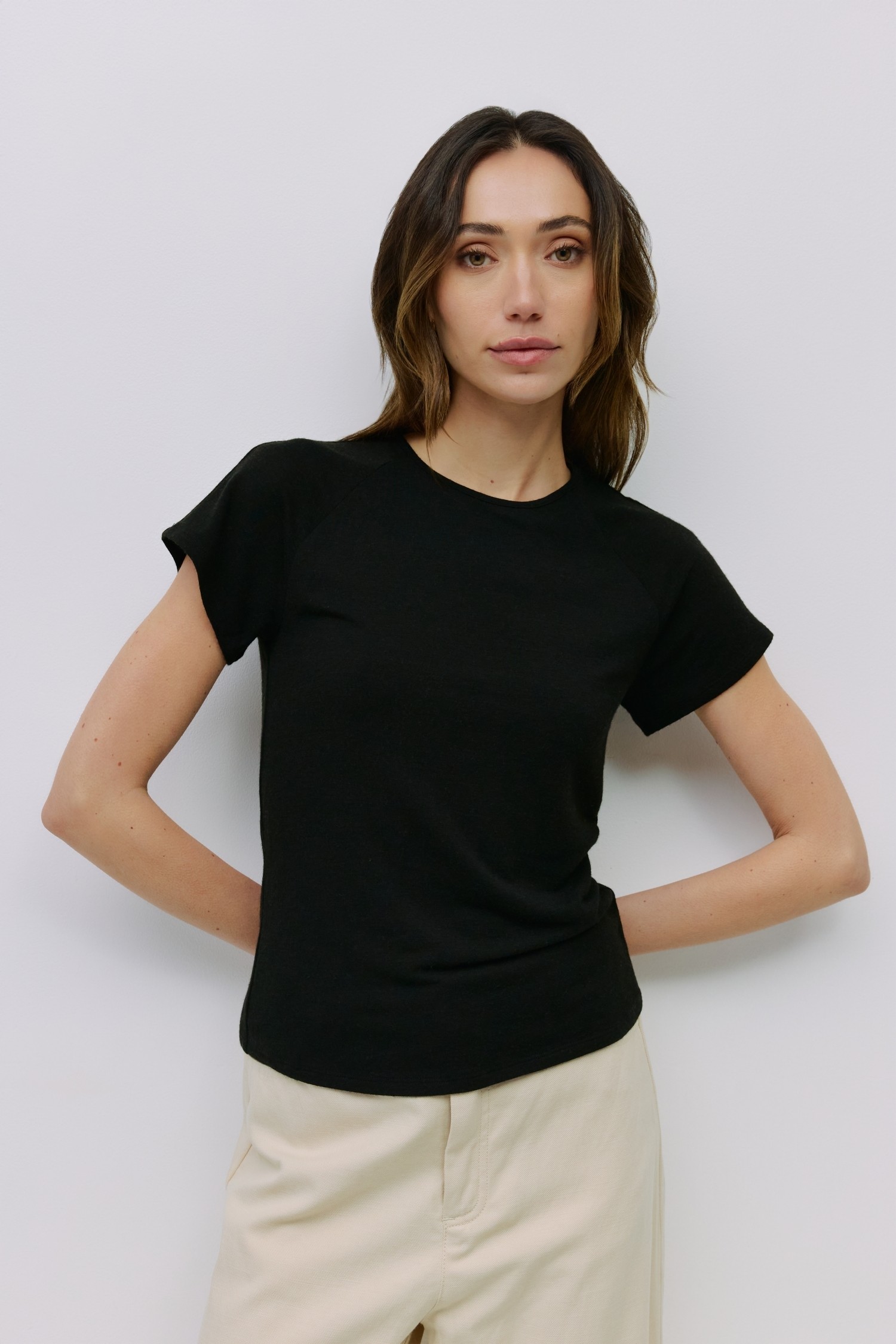 TAR0258.-BLACK.
