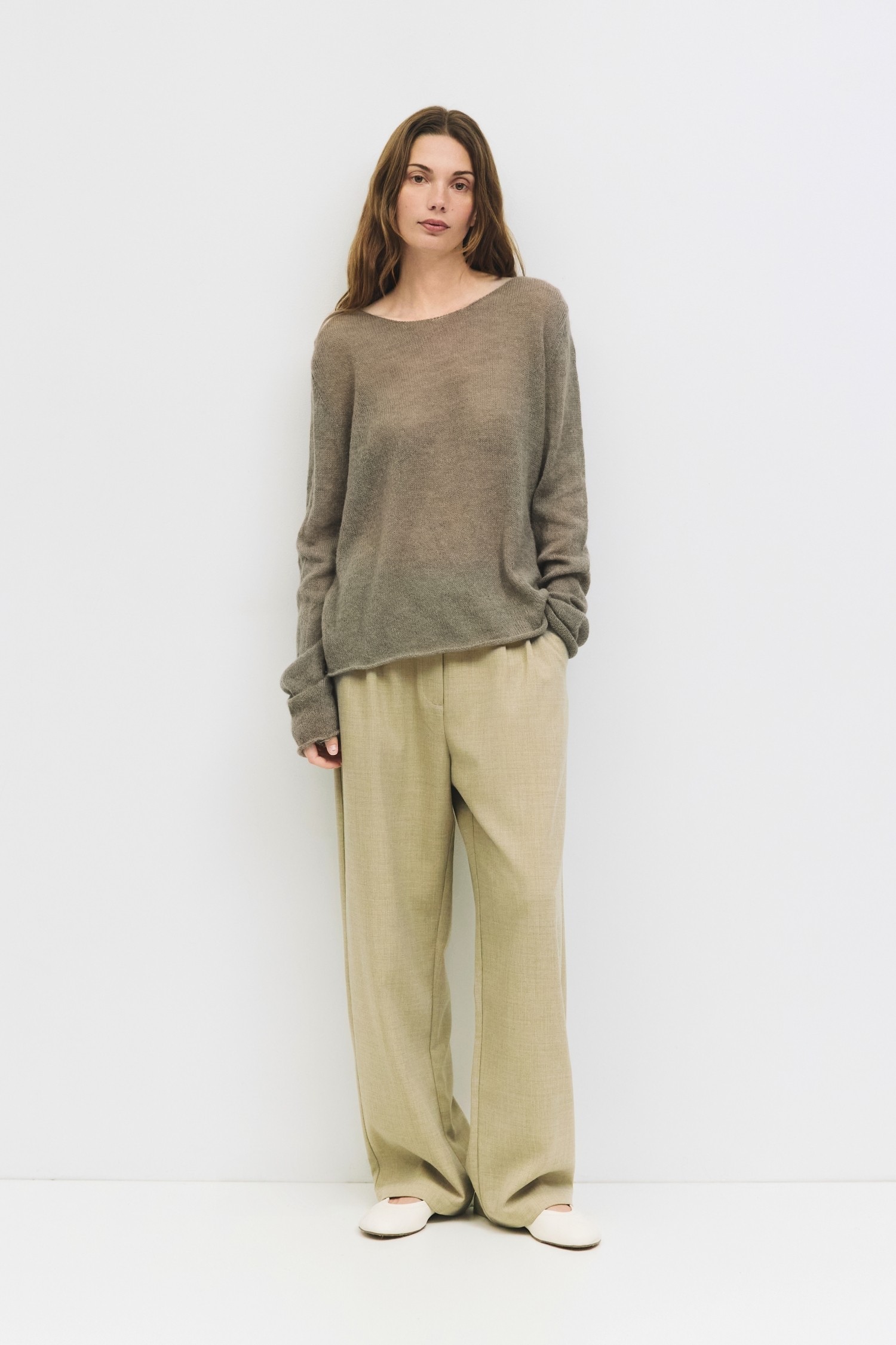 TAR0327.-TAUPE
