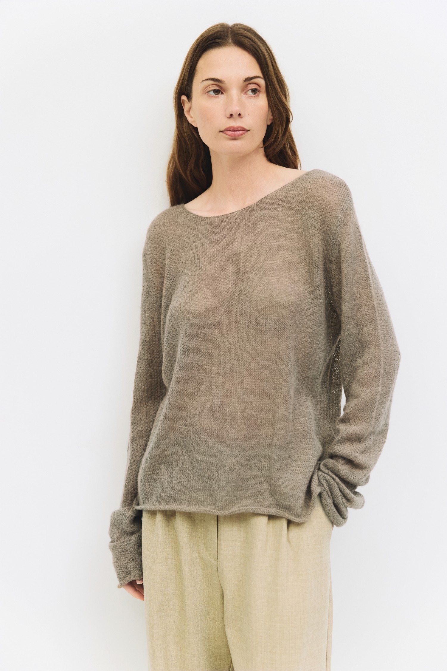 TAR0327.-TAUPE