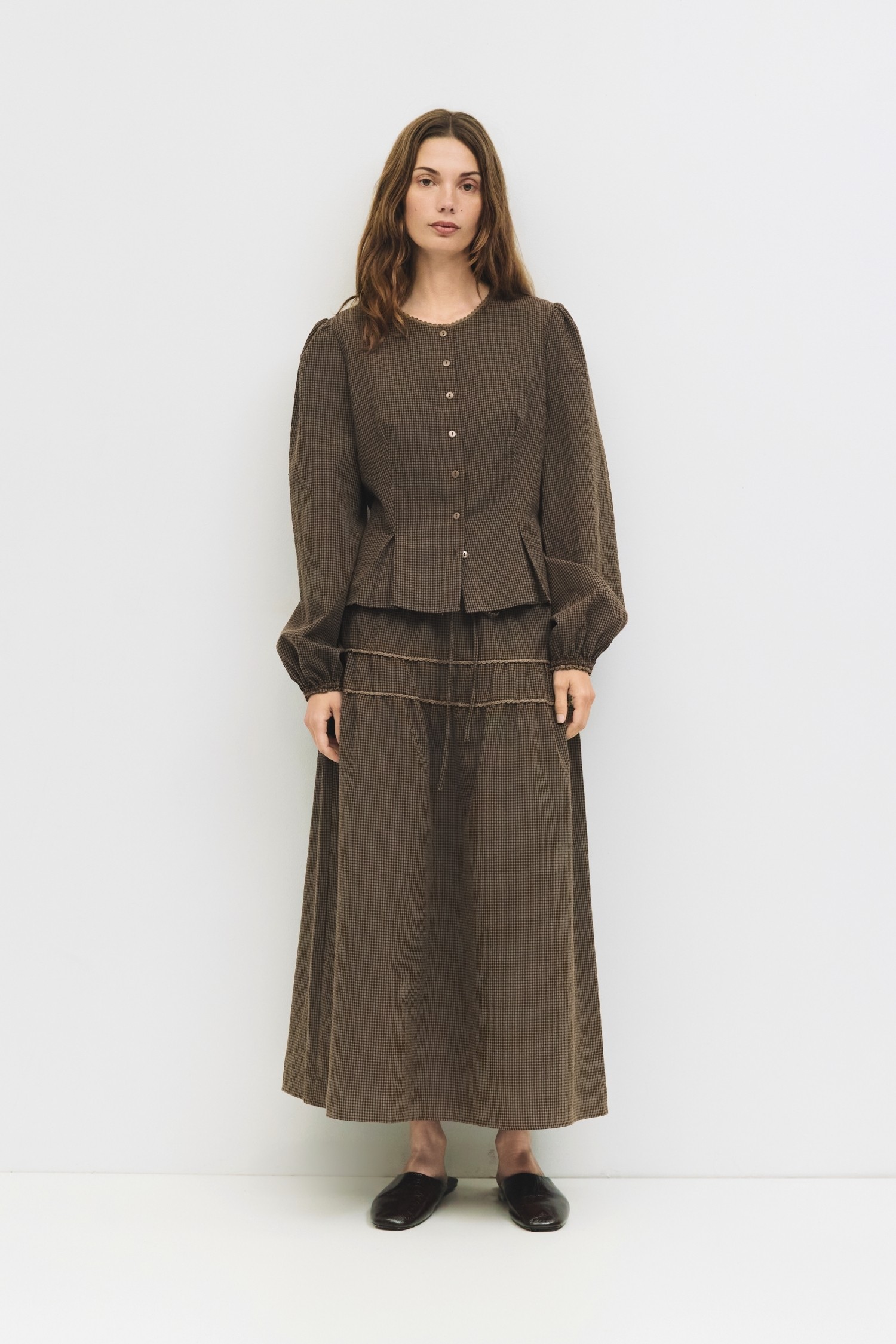 TAR0463-BROWN