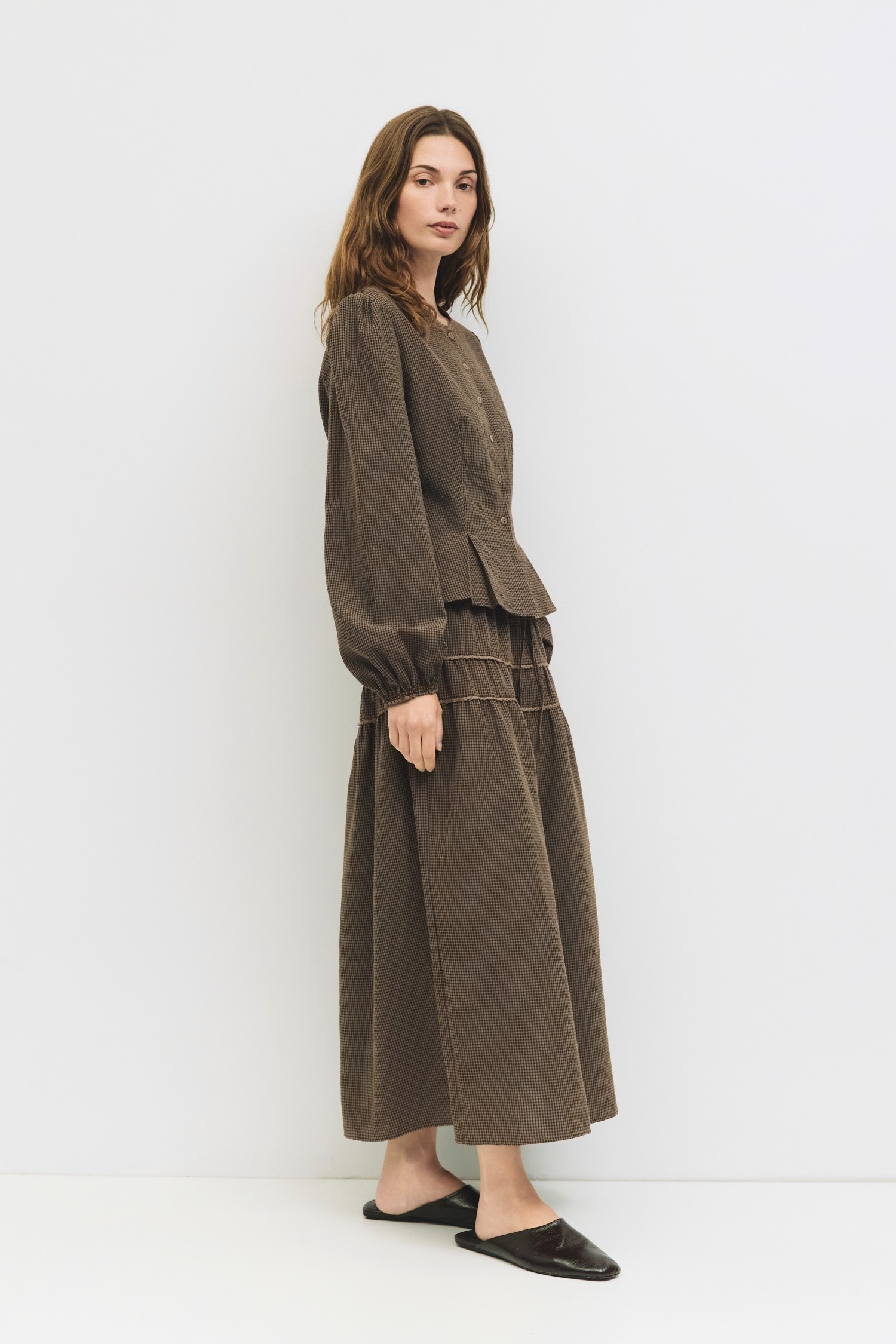 TAR0463-BROWN