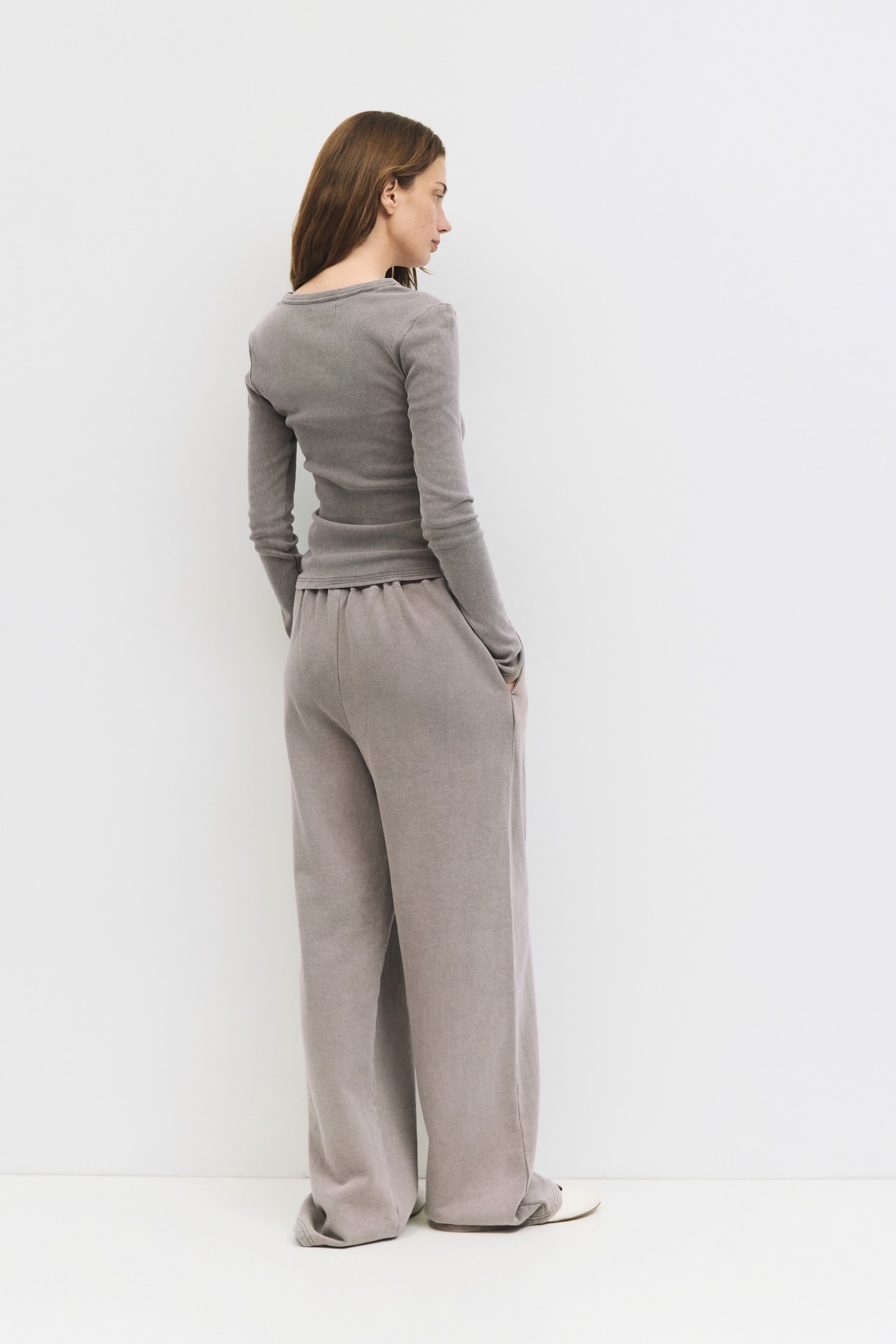 TAR0678-TAUPE