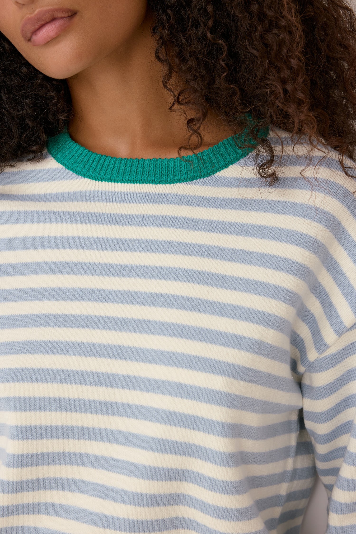 TAR0719-A-L.BLUE-IVORY-GREEN
