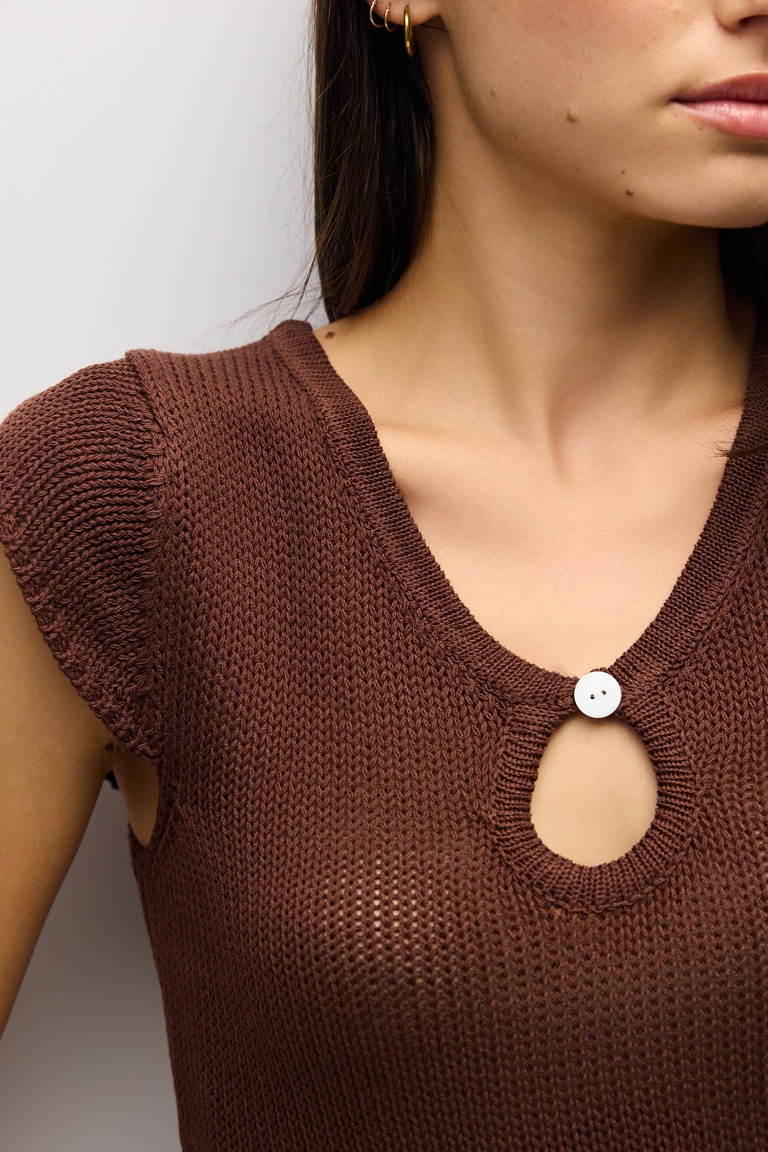 TAR0964-BROWN