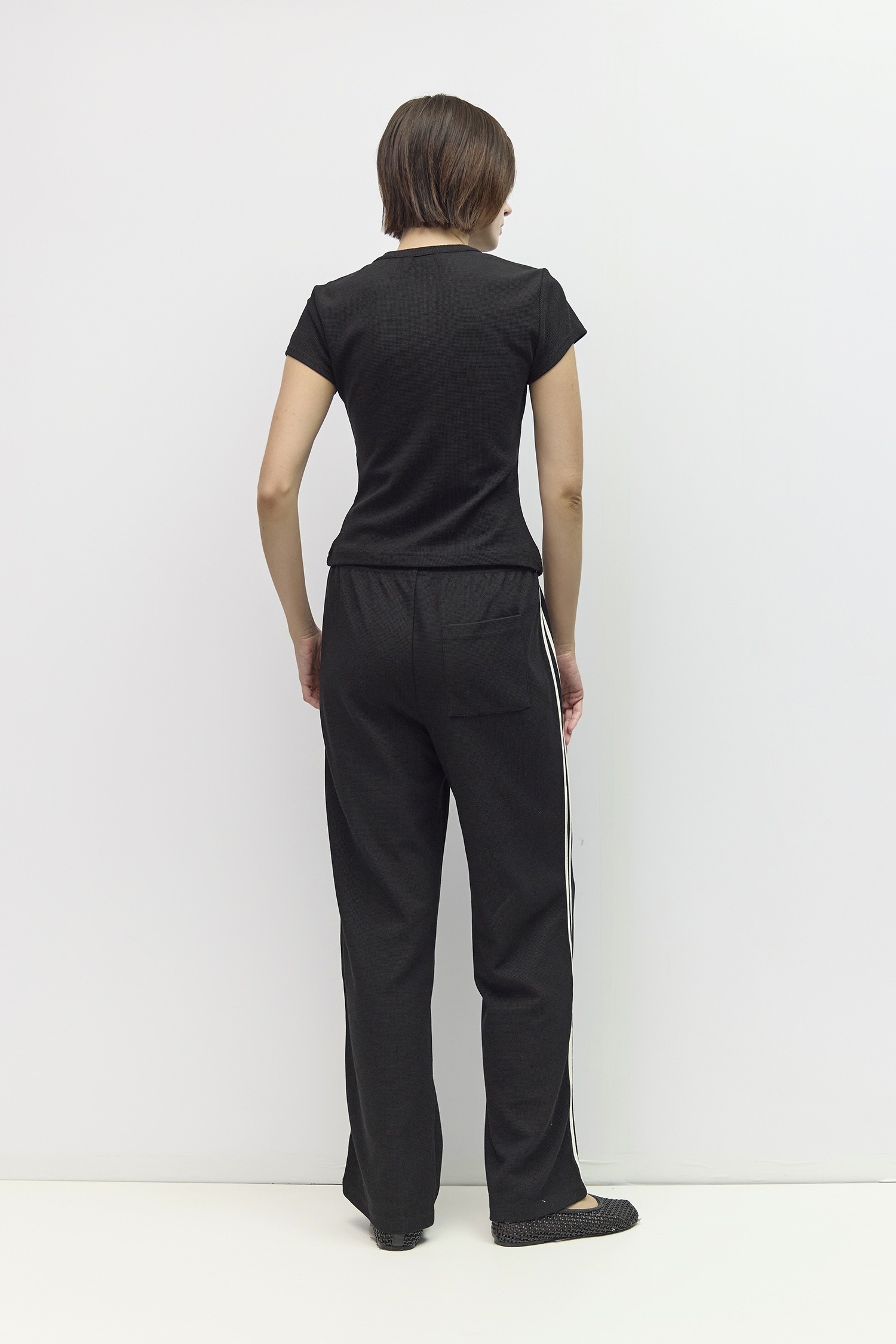 TAR0970-BLACK