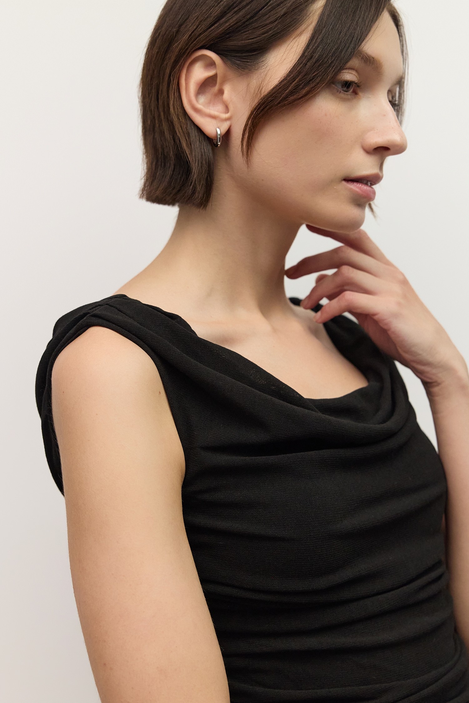 TAR1323-BLACK
