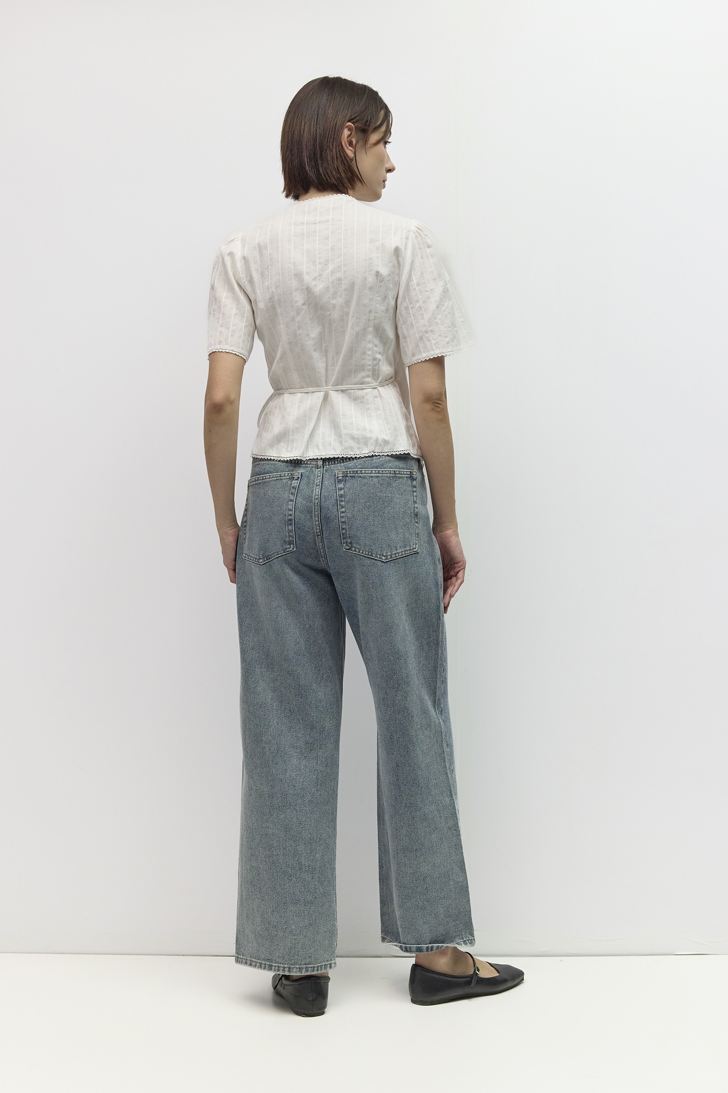 TAR1389-WHITE