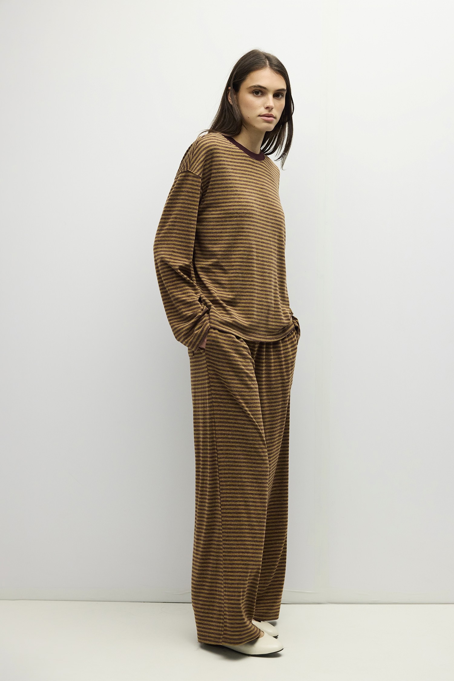 TAR1422-OLIVE-BURGUNDY